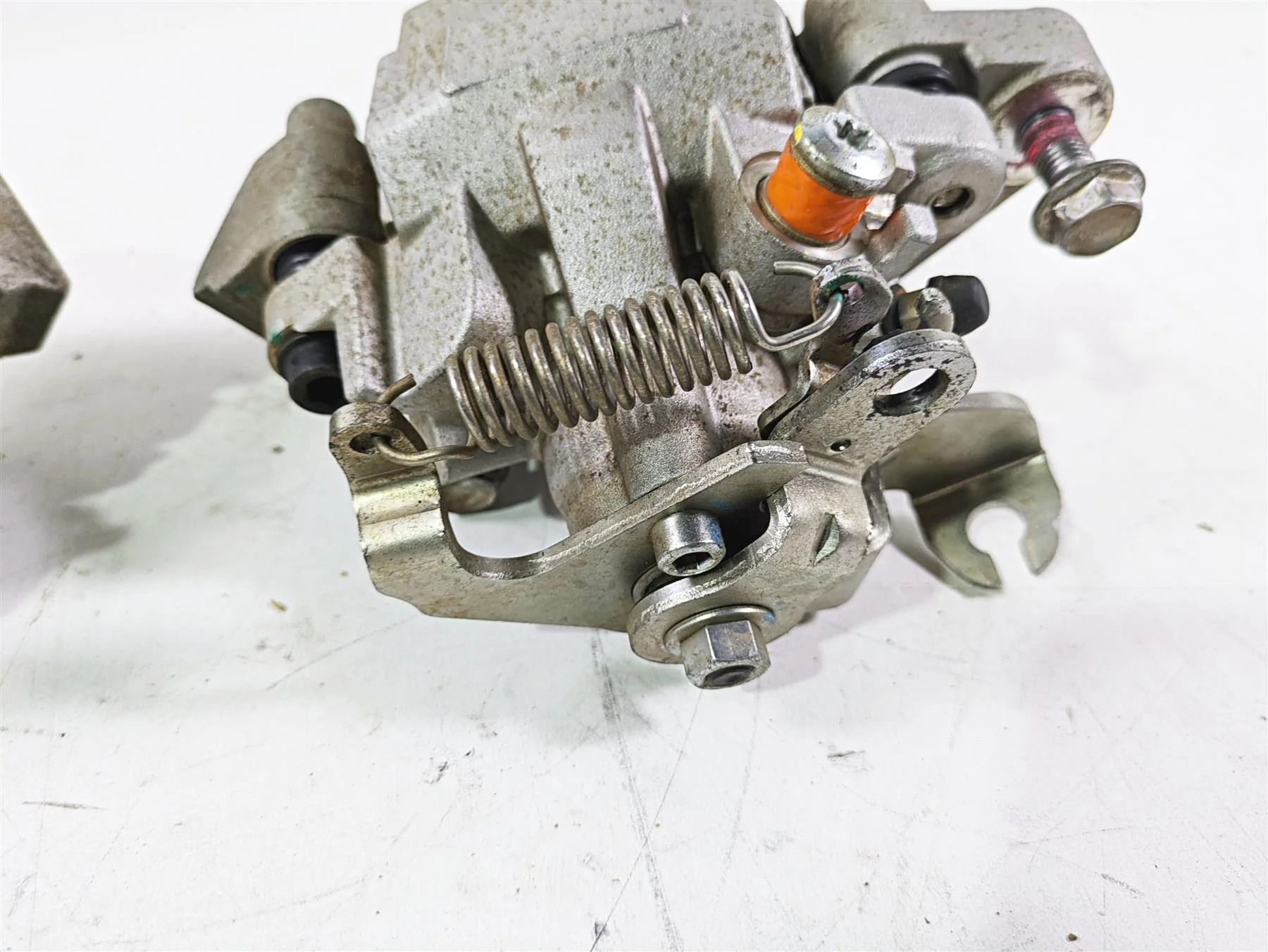 2021 Kawasaki Teryx KRX KRF 1000 Rear Bake Caliper Set 43080-0223 43080-0224 - Image 8