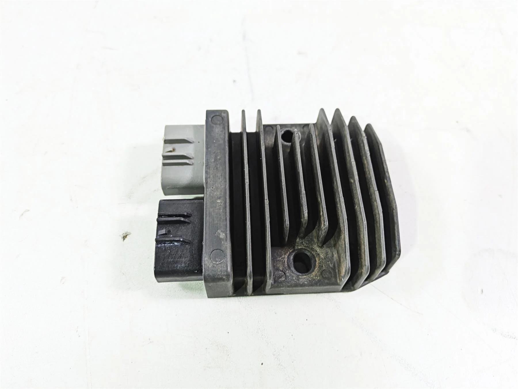 2021 Kawasaki Teryx KRX KRF 1000 Rectifier Voltage Regulator 21066-0771 FH027BA - Image 2