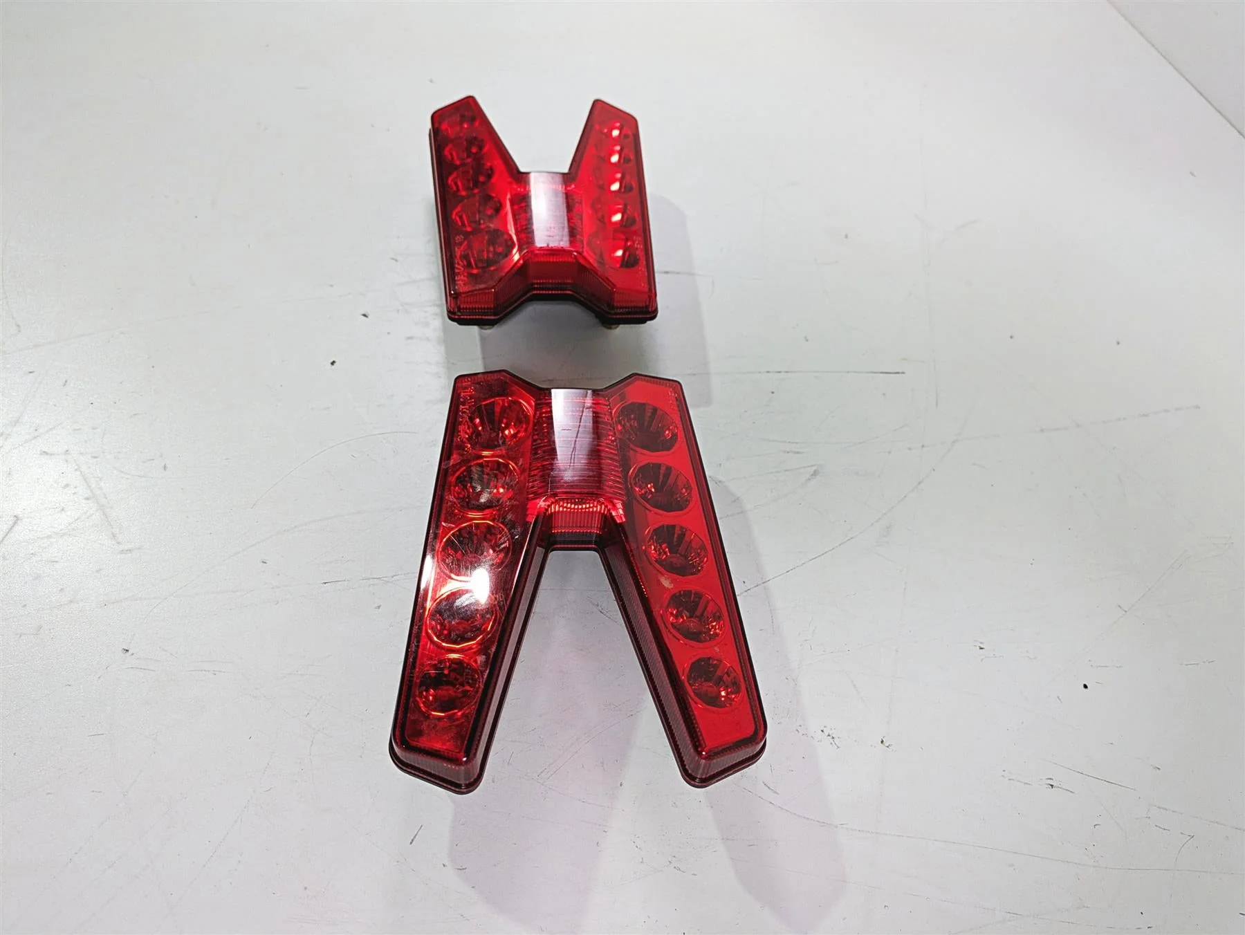 2021 Kawasaki Teryx KRX KRF 1000 Taillight Tail Light Lamp Set 23024-0005 - Image 3