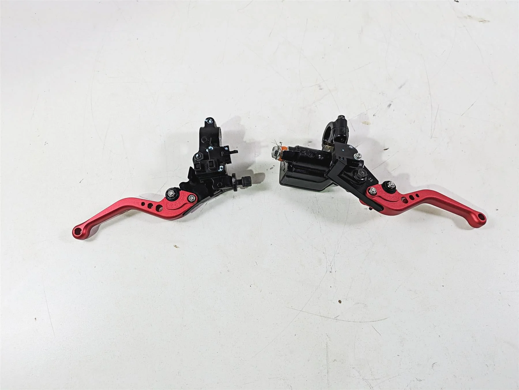 2021 Kawasaki Z125 Pro  Front Brake Master Cylinder & Clutch Perch 43015-0680 - Image 11