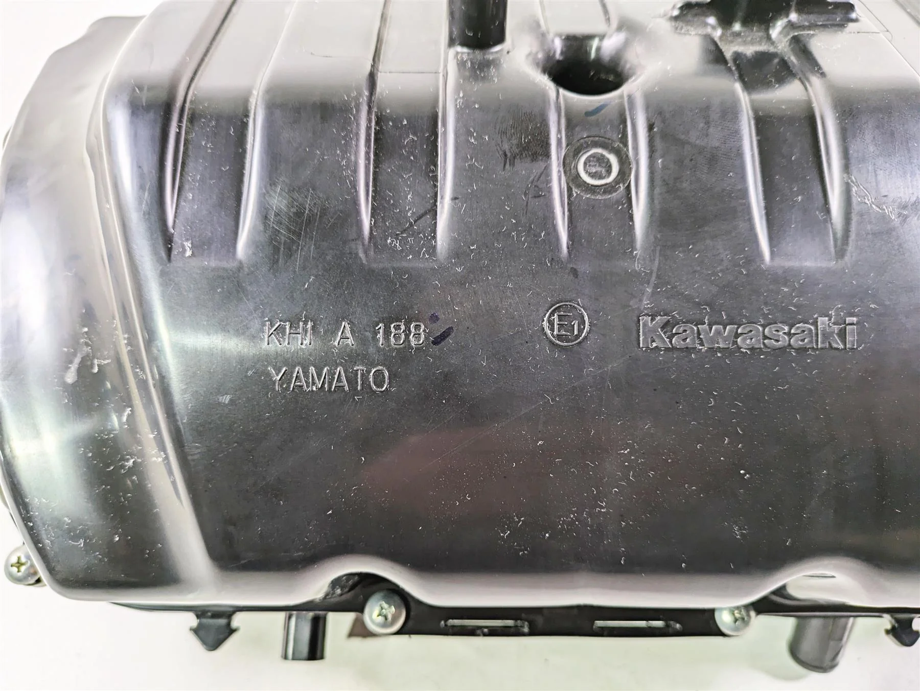 2021 Kawasaki Z900 ZR900 Air Box Cleaner Breather Filter 11010-0949 - Image 4