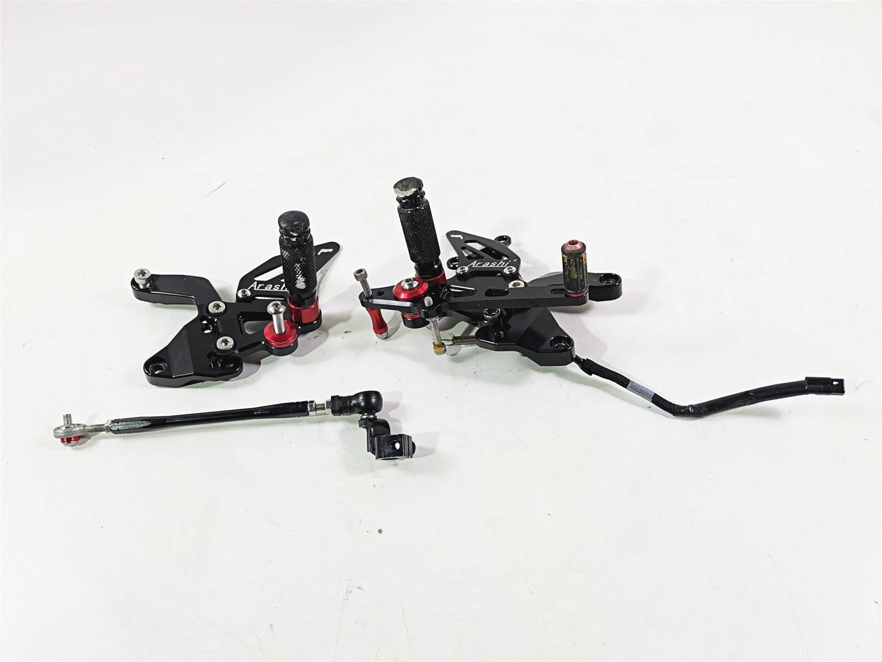 2021 Kawasaki Z900 ZR900 Arashi Rearset Foot Peg Lever Set M528-B074-BLK