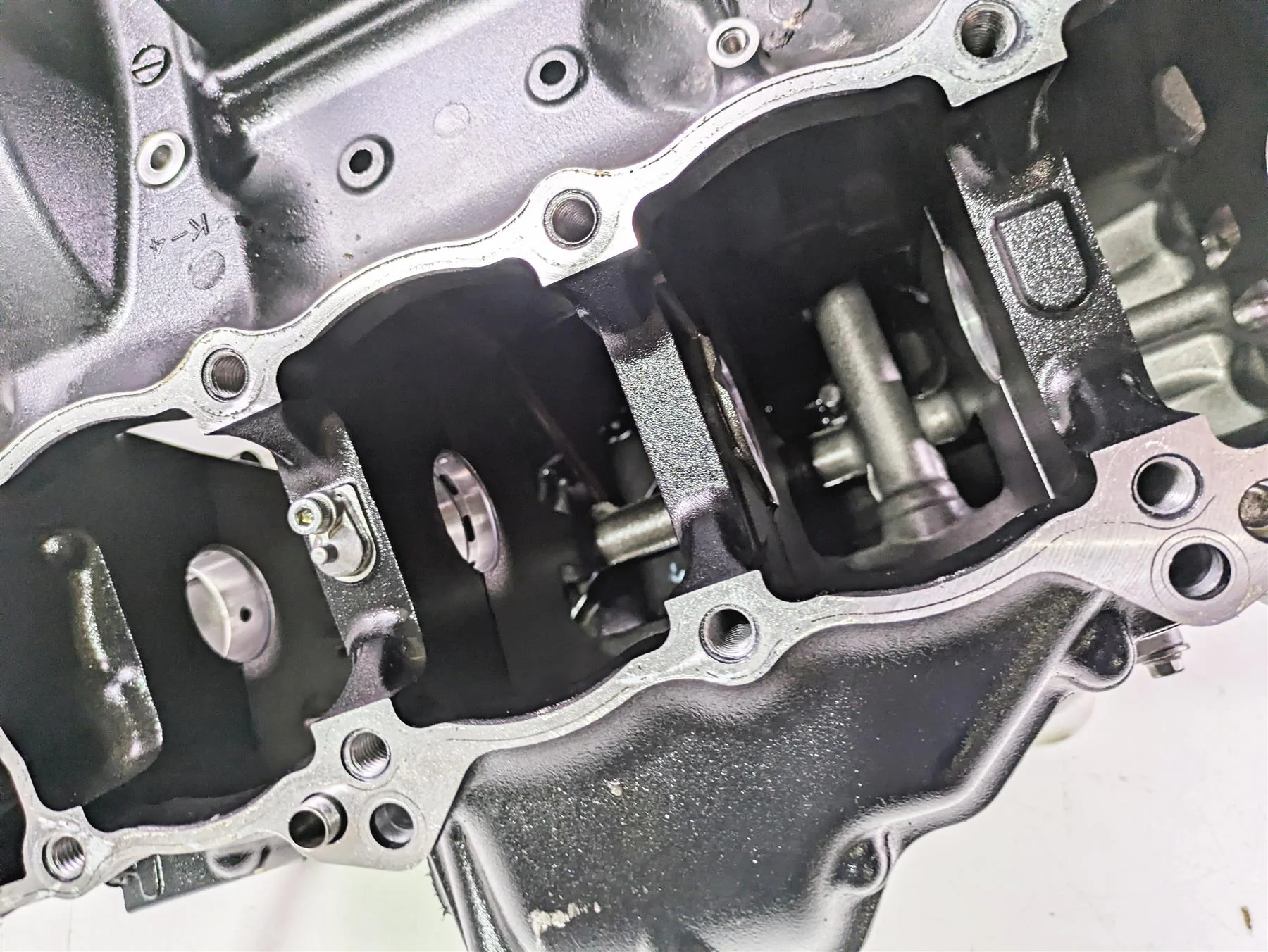 2021 Kawasaki Z900 ZR900 Bottom Lower End Engine Crankcase 14001-0725 - Image 10