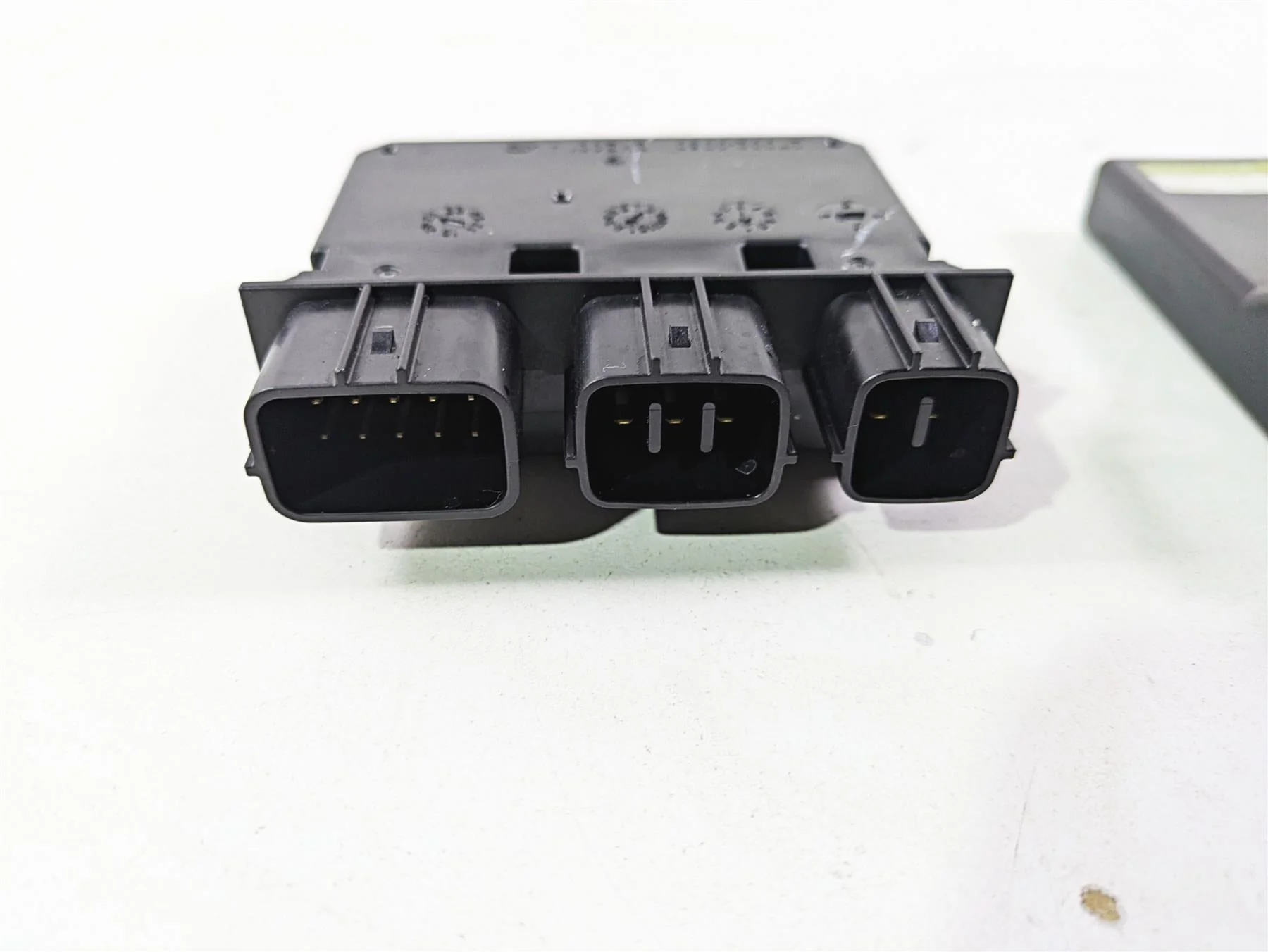 2021 Kawasaki Z900 ZR900 Cdi Engine Control & Relay Box 21175-1546 27002-0050 - Image 8