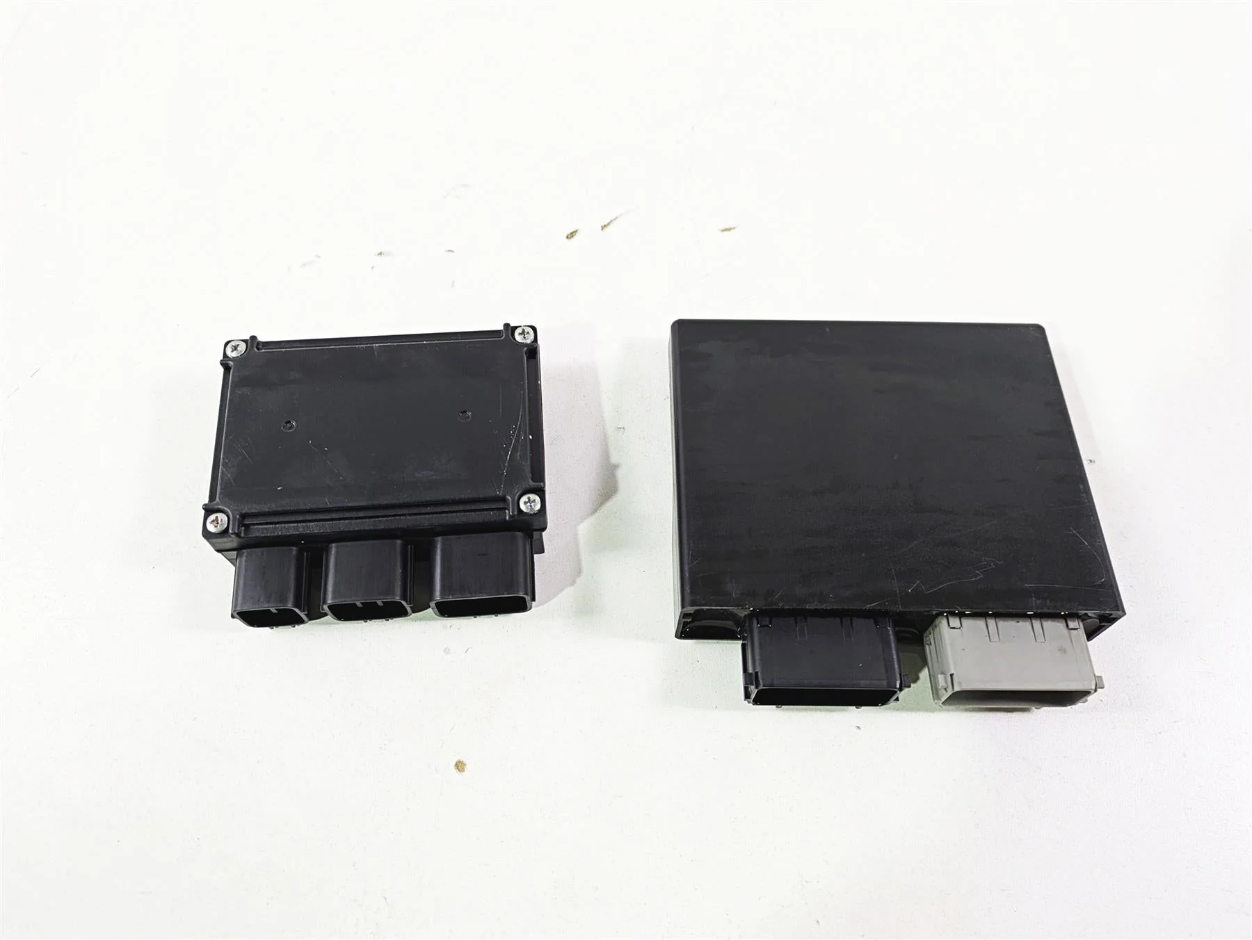 2021 Kawasaki Z900 ZR900 Cdi Engine Control & Relay Box 21175-1546 27002-0050 - Image 9