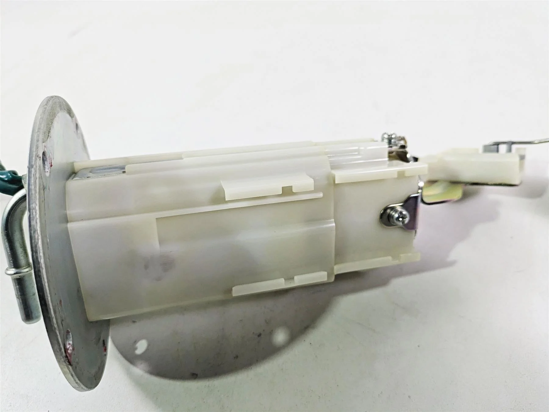 2021 Kawasaki Z900 ZR900 Fuel Gas Petrol Pump 3k Only - Tested 49040-0756 - Image 10