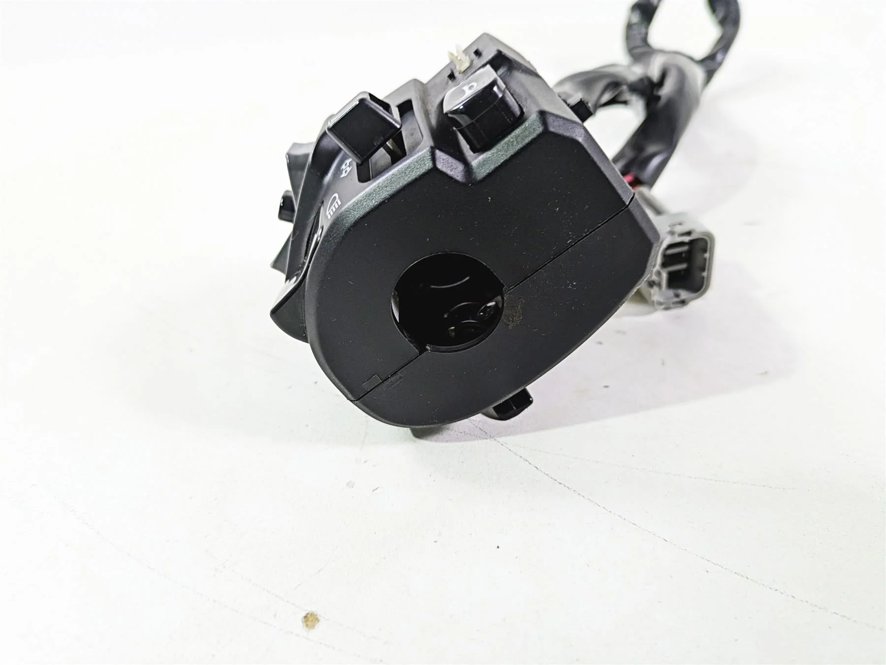 2021 Kawasaki Z900 ZR900 Left Hand Control Switch - Read 46091-0492 - Image 9