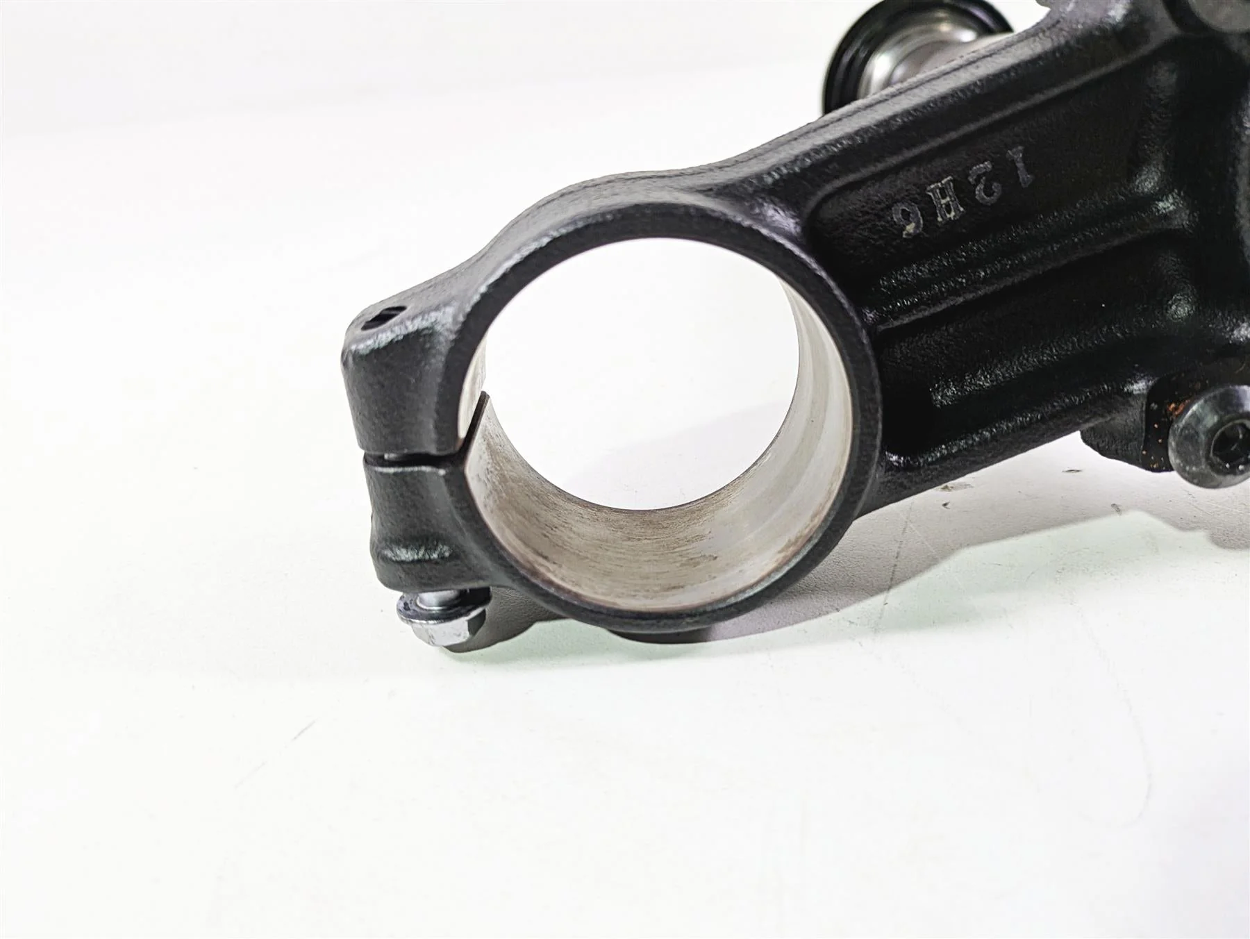 2021 Kawasaki Z900 ZR900 Lower Triple Tree Steering Clamp 44037-0167-18R - Image 10