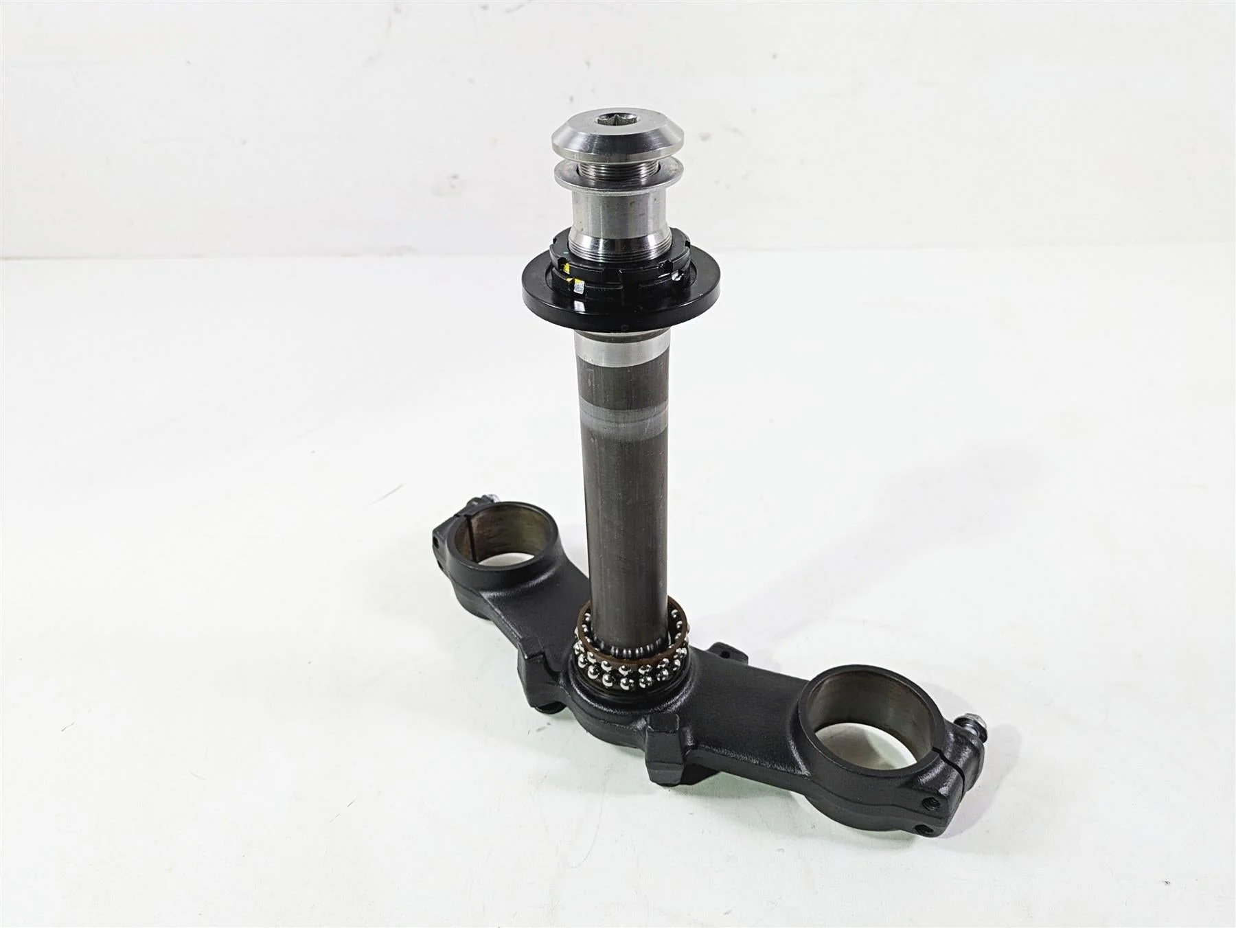2021 Kawasaki Z900 ZR900 Lower Triple Tree Steering Clamp 44037-0167-18R - Image 12