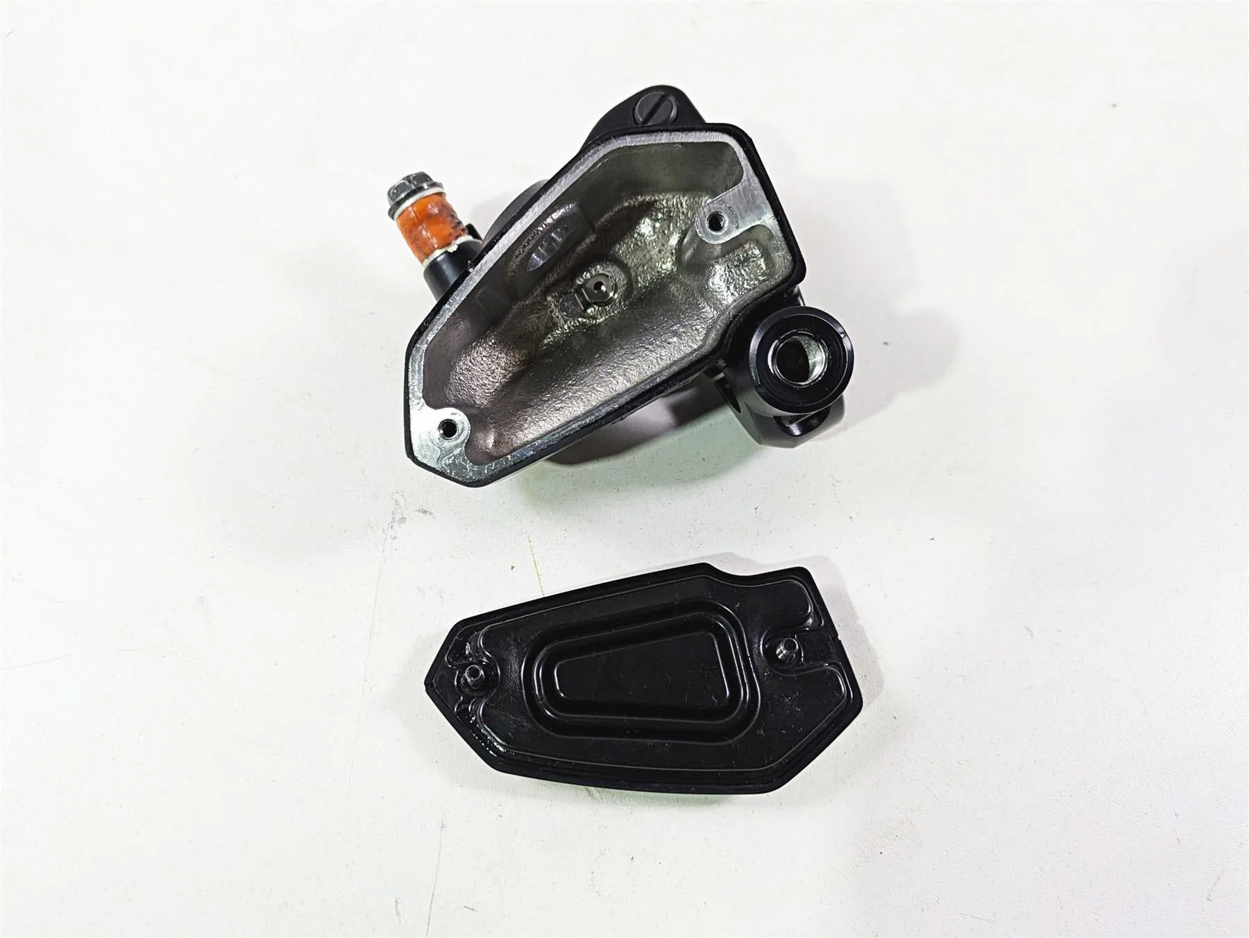 2021 Kawasaki Z900 ZR900 Nissin Front Brake Master Cylinder 43015-0703 - Image 2