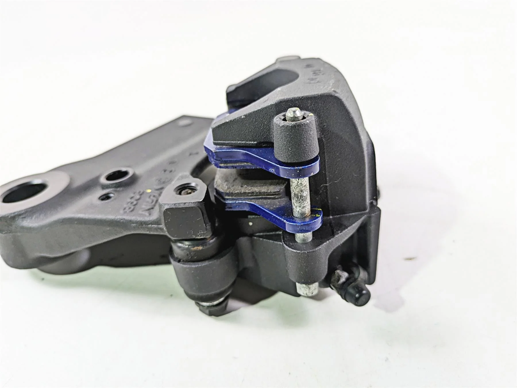 2021 Kawasaki Z900 ZR900 Nissin Rear Brake Caliper & Bracket Set 43080-0156-DJ - Image 11