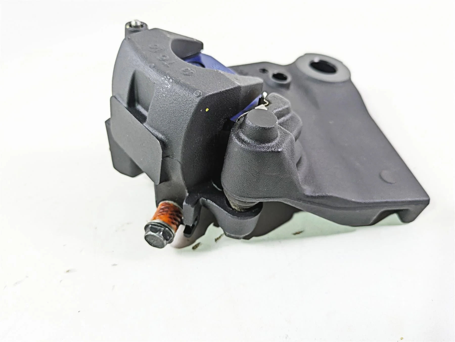 2021 Kawasaki Z900 ZR900 Nissin Rear Brake Caliper & Bracket Set 43080-0156-DJ - Image 12