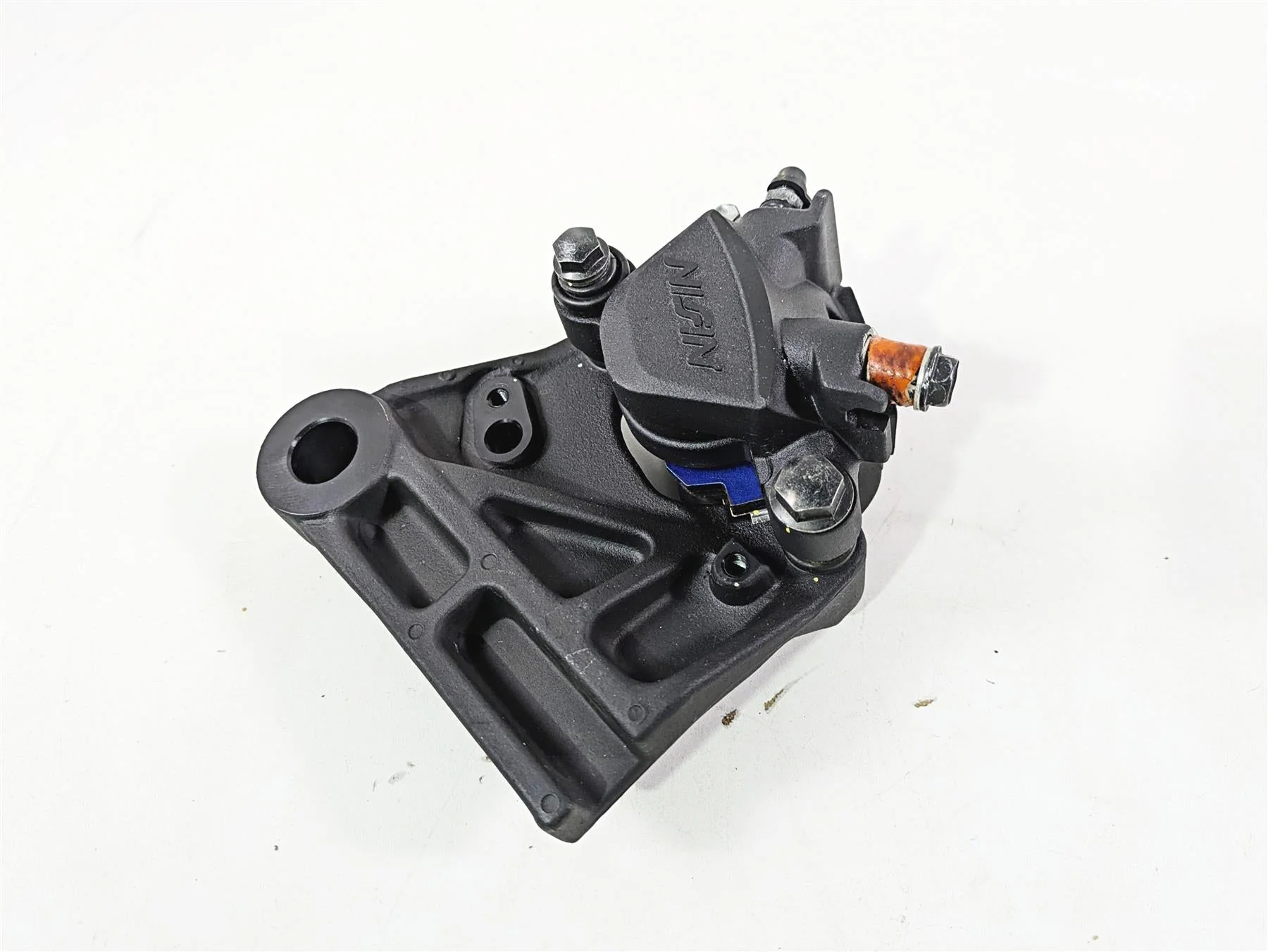 2021 Kawasaki Z900 ZR900 Nissin Rear Brake Caliper & Bracket Set 43080-0156-DJ - Image 2