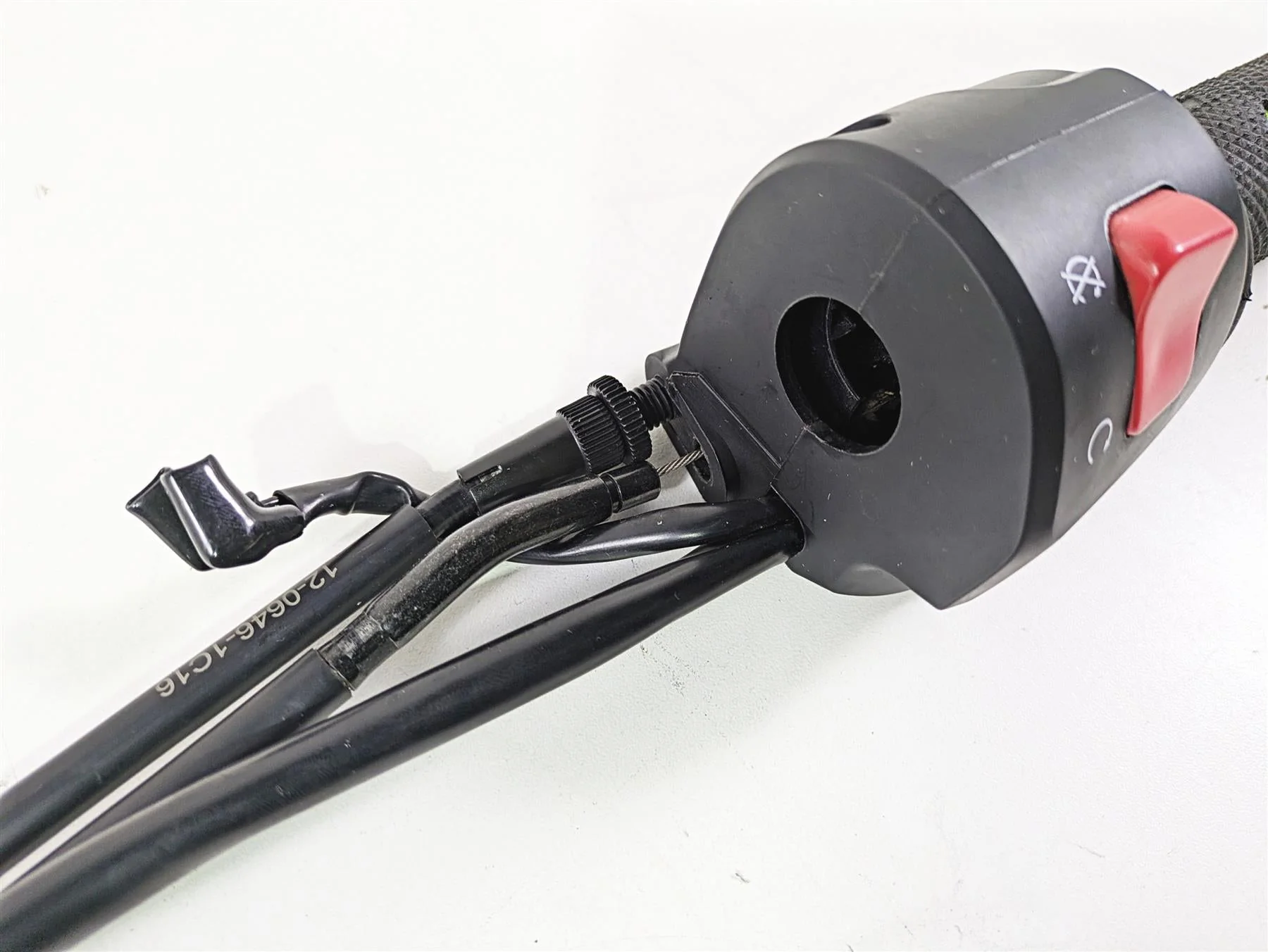 2021 Kawasaki Z900 ZR900 Right Hand Control Switch Throttle Grip Set 46091-0500 - Image 3