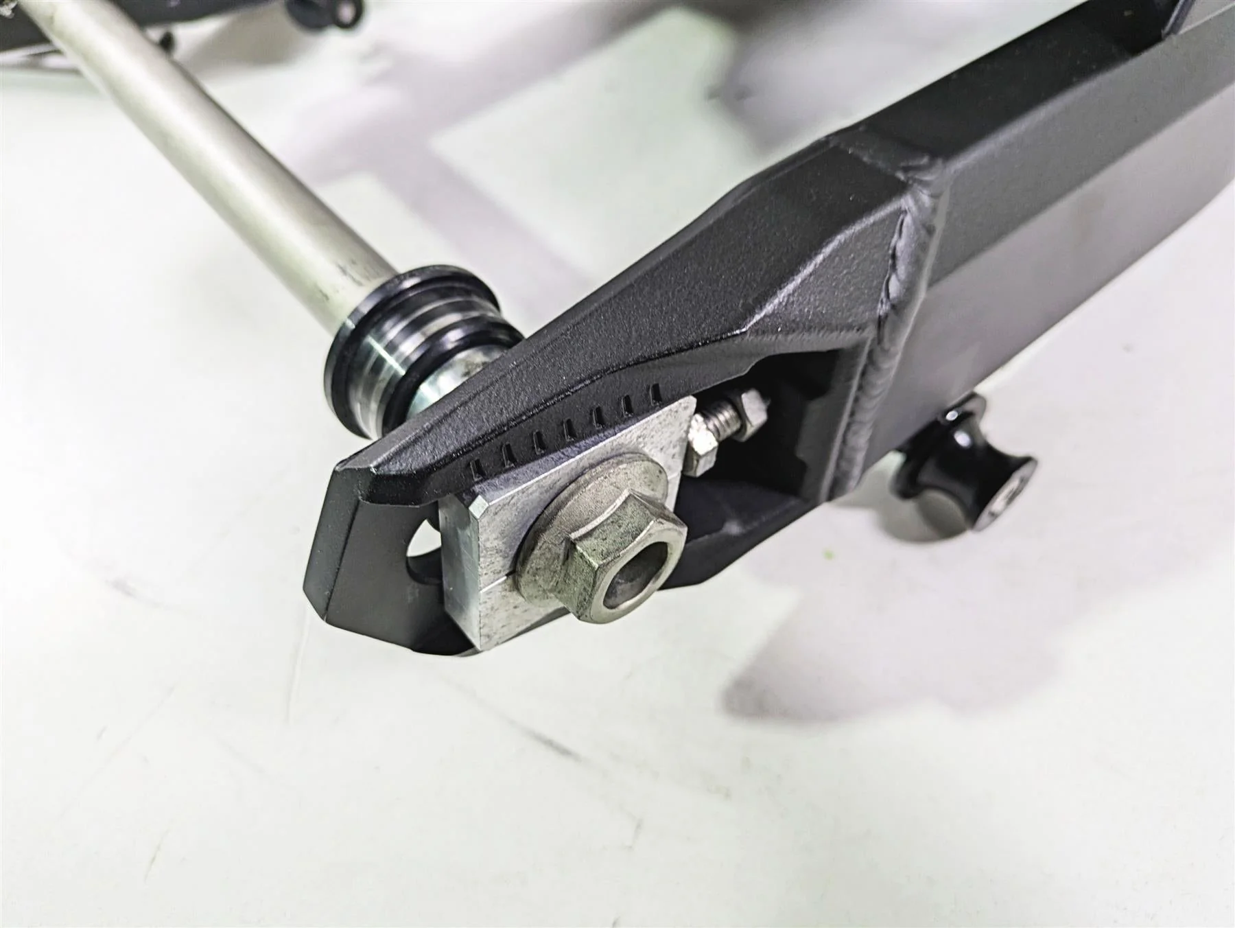 2021 Kawasaki Z900 ZR900 Swingarm + Shock & Linkage Set 33001-0732 45014-0646 - Image 11