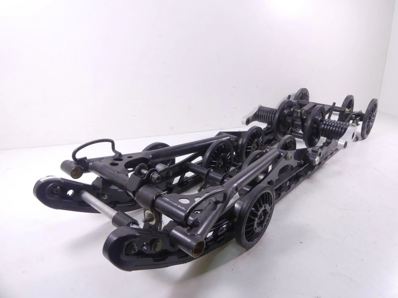 2021 Polaris 650 Matryx Indy VR1 Rear Suspension Running Boards 137" 1544450-067 - Image 2