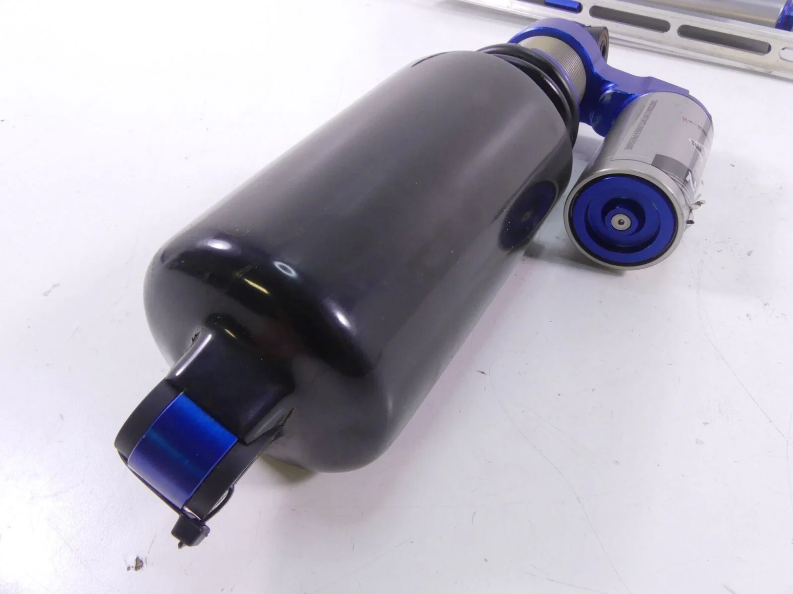 2021 Polaris 650 Matryx Indy VR1 Rear Walker Evans Velocity Shock 7045430 704543 - Image 5