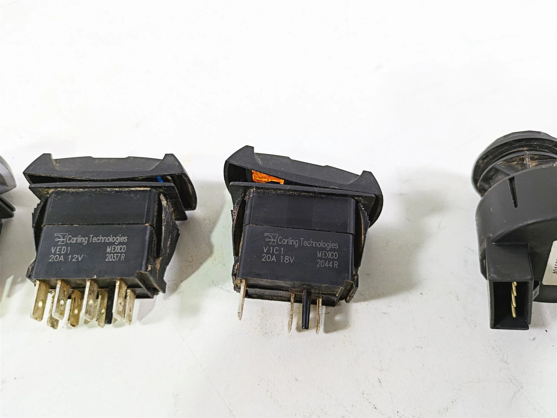 2021 Polaris RZR1000 XP Premium Ignition Lights Awd Fwd Switch Key Set 4016058 - Image 10