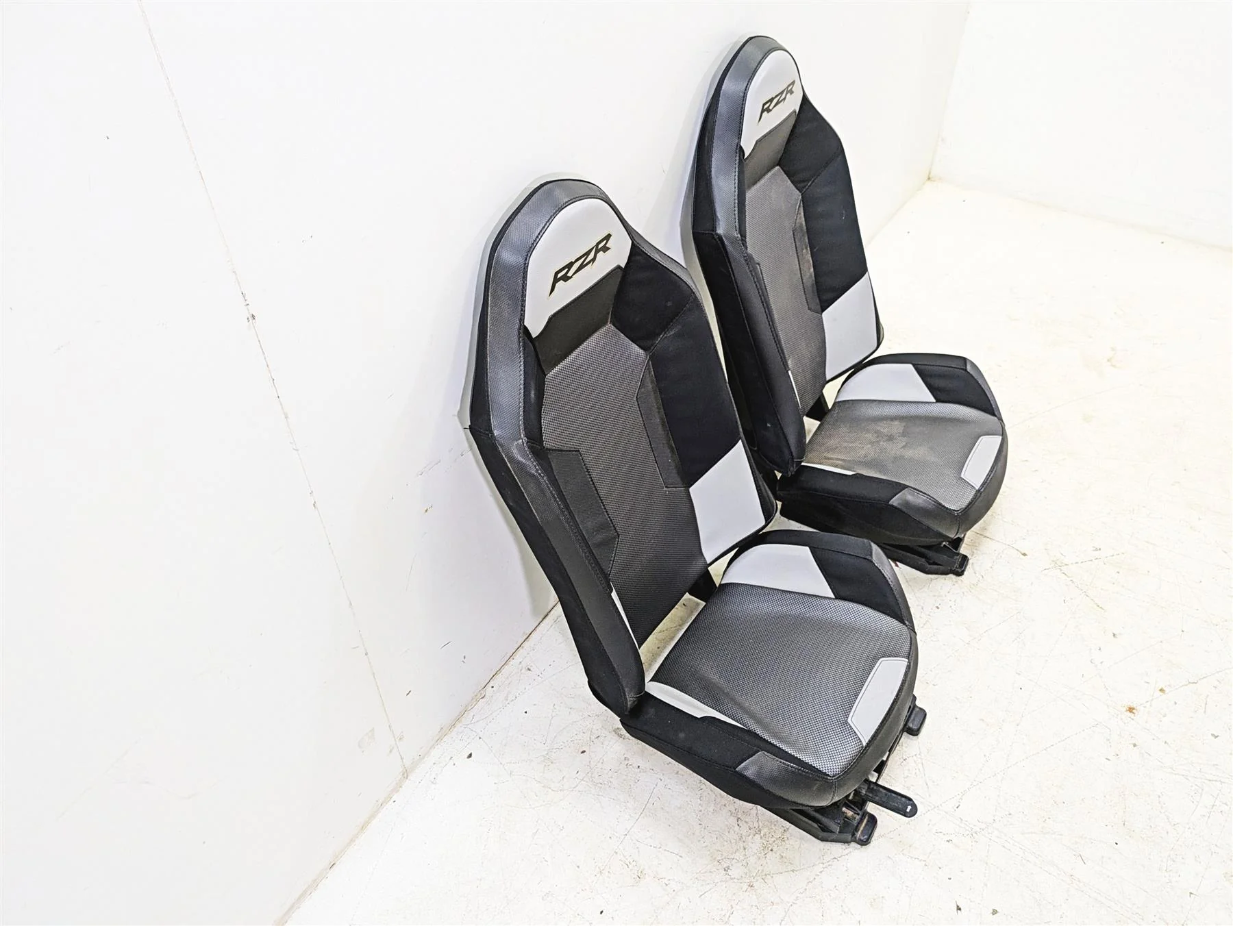2021 Polaris RZR1000 XP Premium Left Right Driver Rider Seat Set 1021289 - Image 2