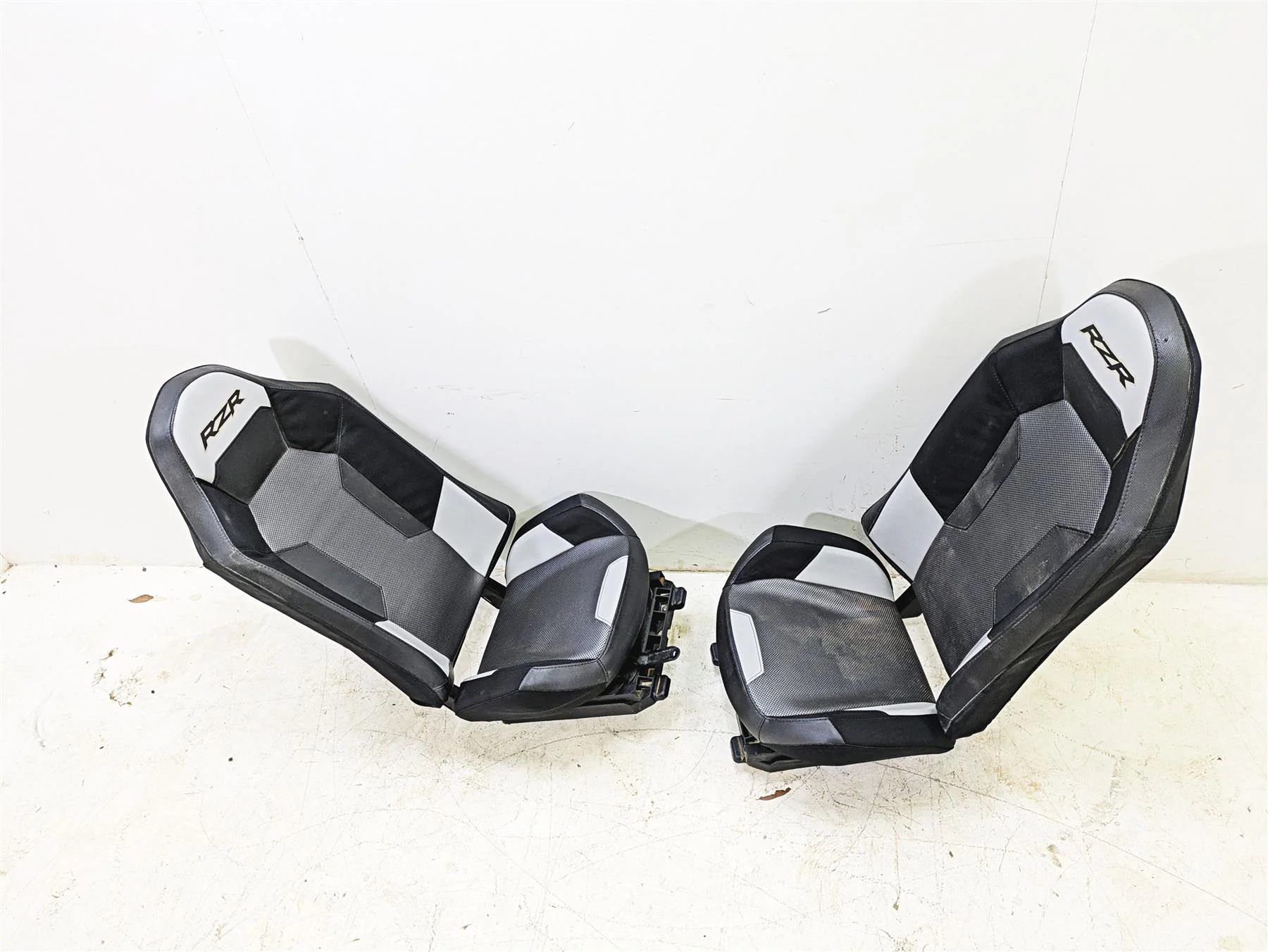 2021 Polaris RZR1000 XP Premium Left Right Driver Rider Seat Set 1021289 - Image 4