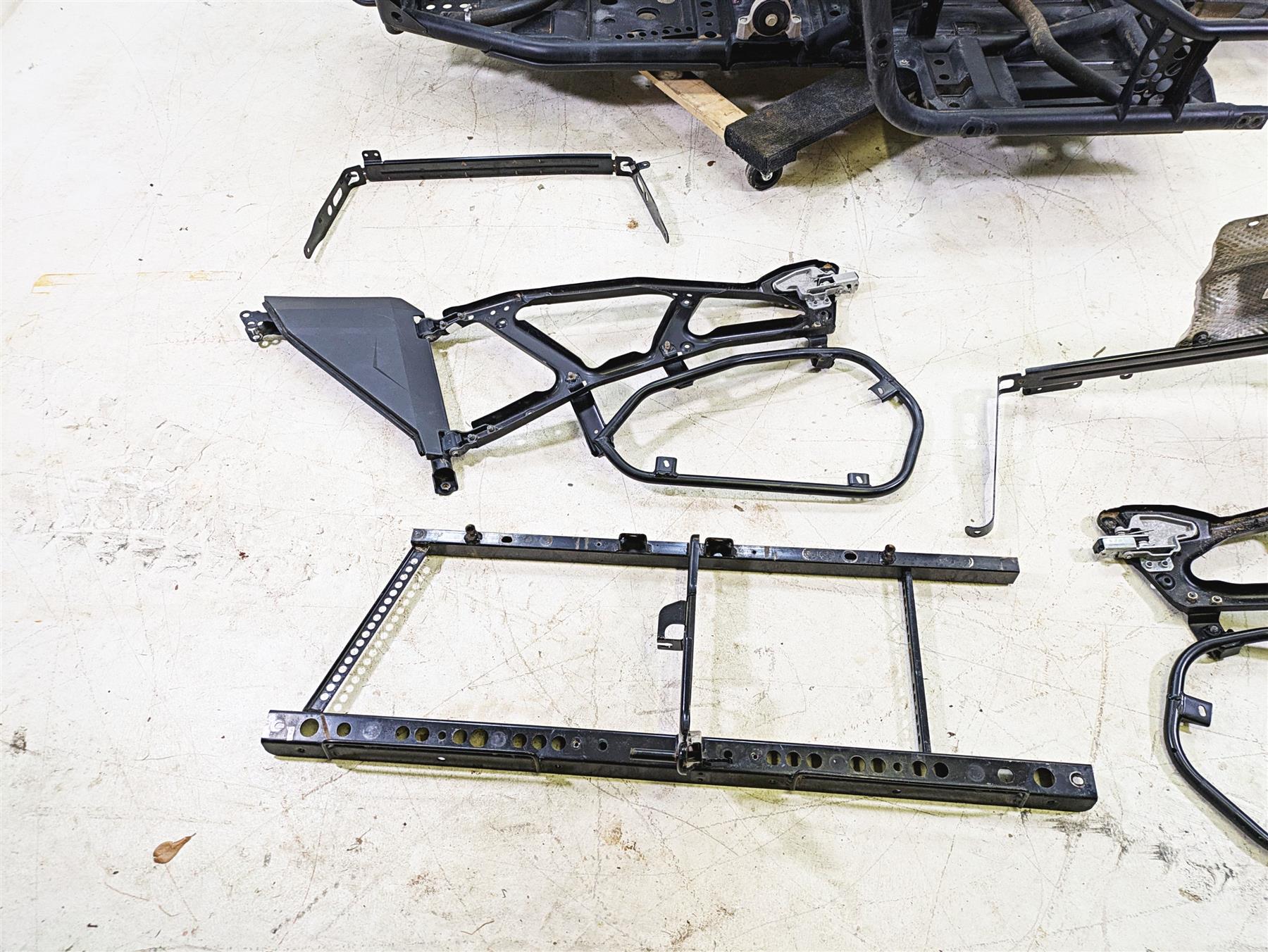 2021 Polaris RZR1000 XP Premium Straight Main Frame & Door Frames With Texas Salvage Title 1024526 - Image 3