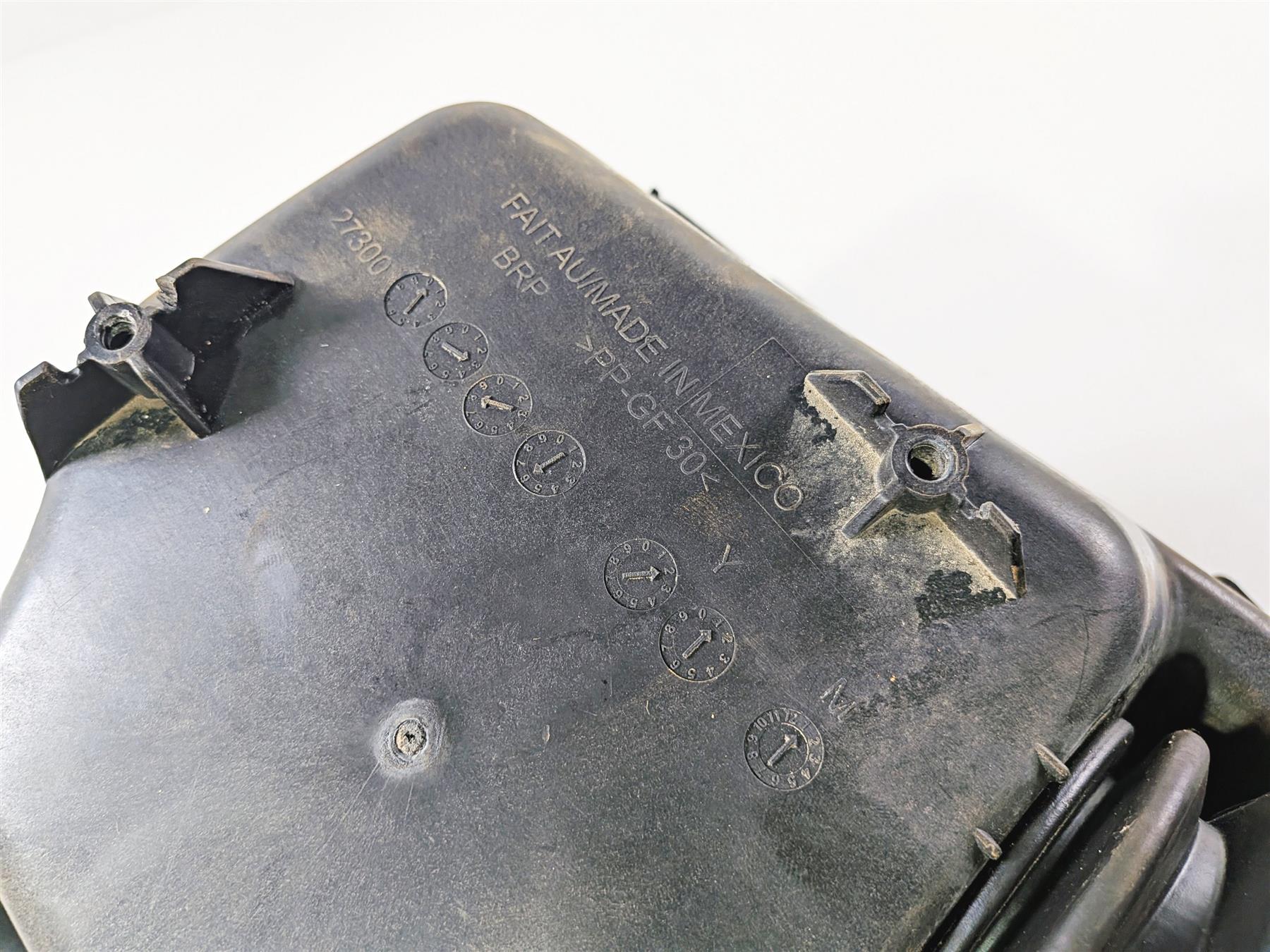 2021 Sea-Doo Spark 900 Trixx Air Box Filter Cleaner 273000385 273000386 - Image 12