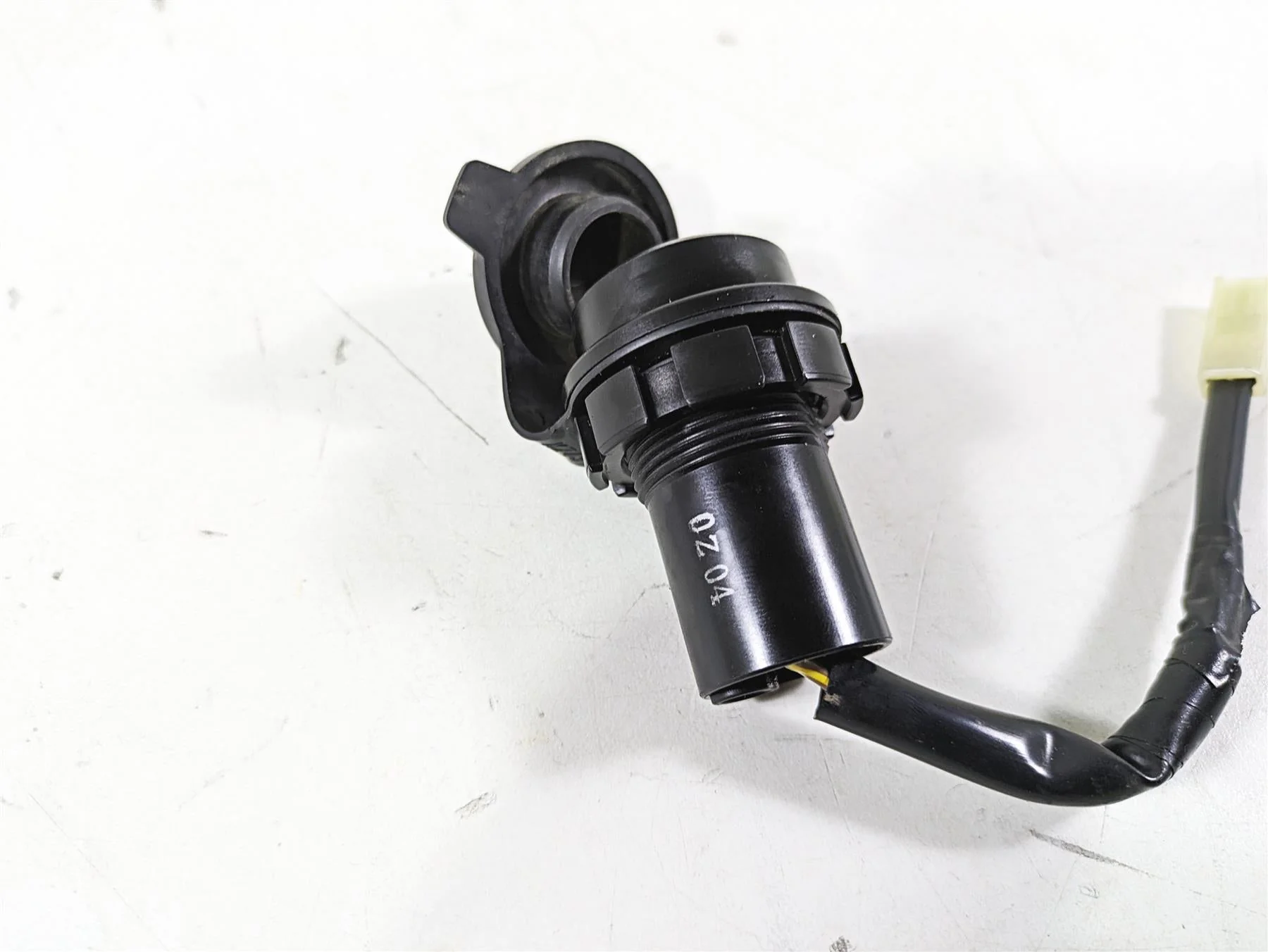 2021 Yamaha Tenere 700 XTZ7 12V Cockpit Power Supply Plug B56-8254B-01-00 - Image 12