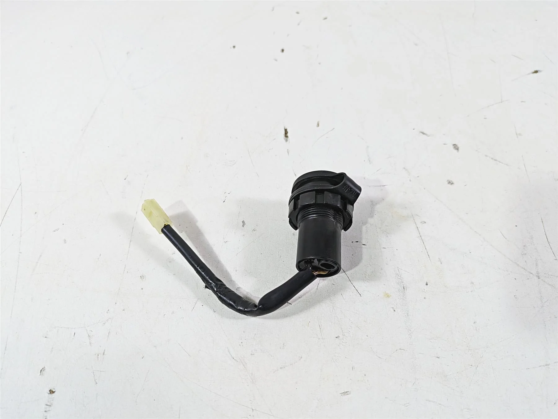 2021 Yamaha Tenere 700 XTZ7 12V Cockpit Power Supply Plug B56-8254B-01-00 - Image 4