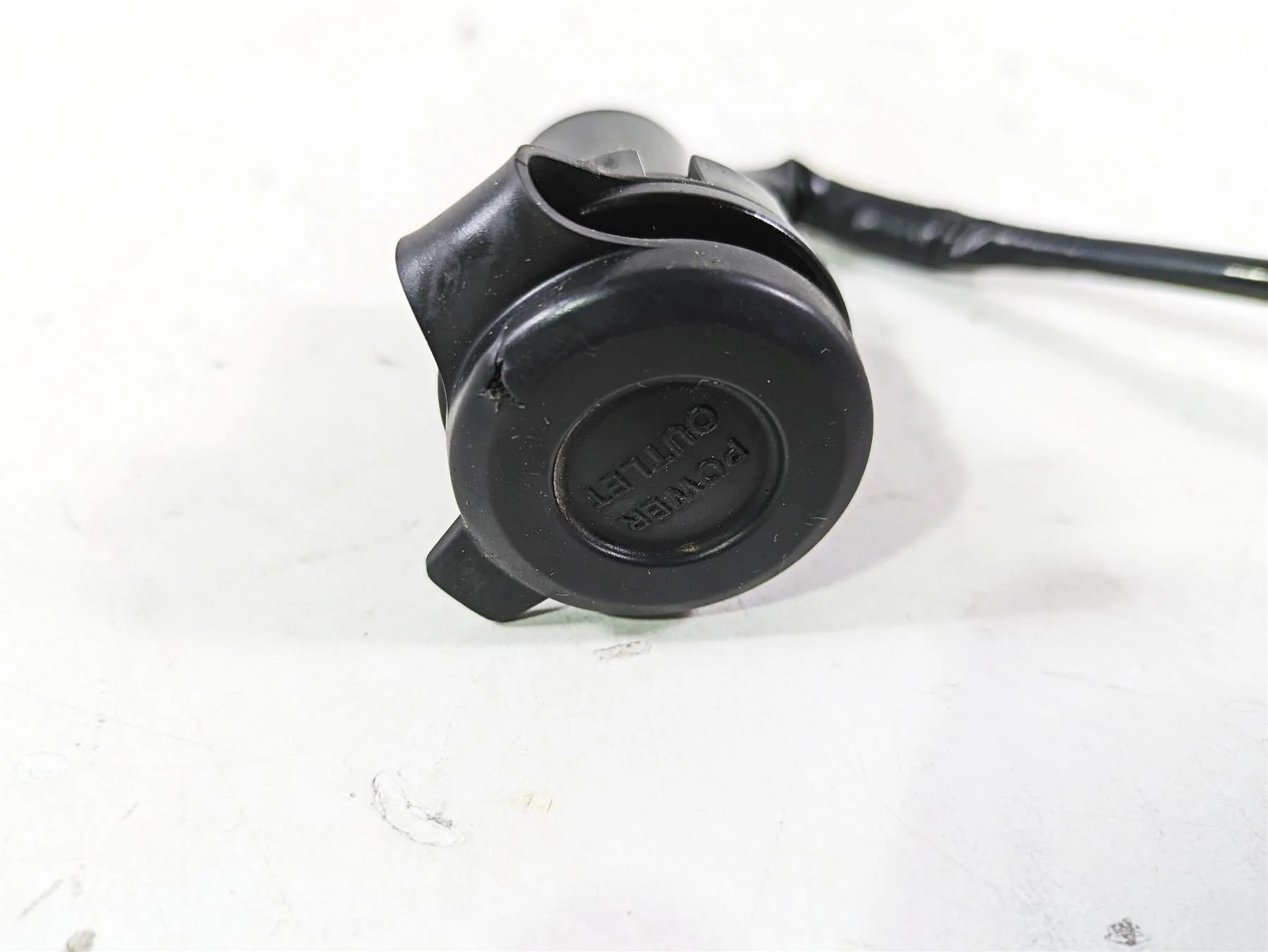 2021 Yamaha Tenere 700 XTZ7 12V Cockpit Power Supply Plug B56-8254B-01-00 - Image 9