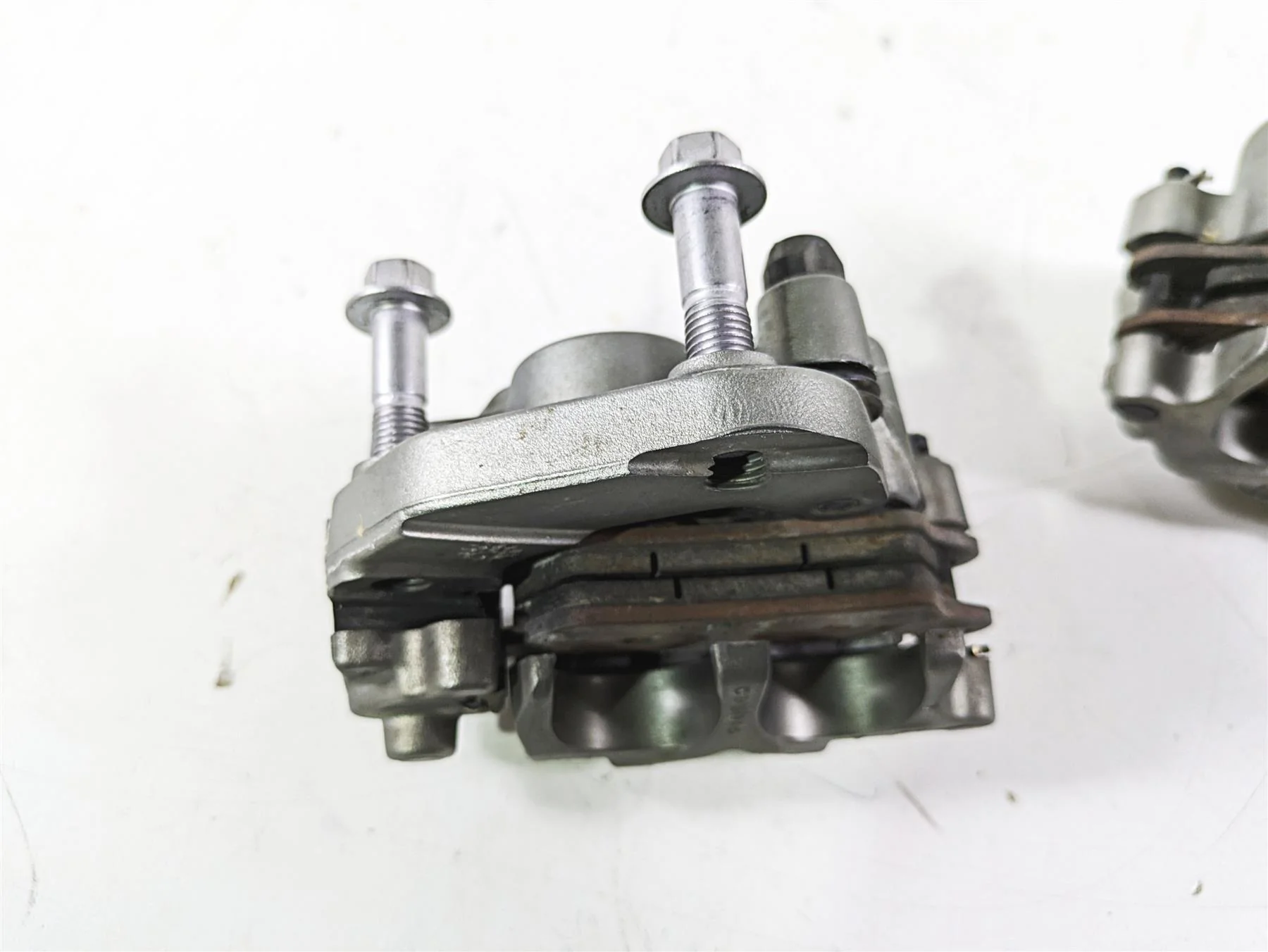 2021 Yamaha Tenere 700 XTZ7 Brembo Front Brake Caliper Set BW3-F580T BW3-F580U - Image 11