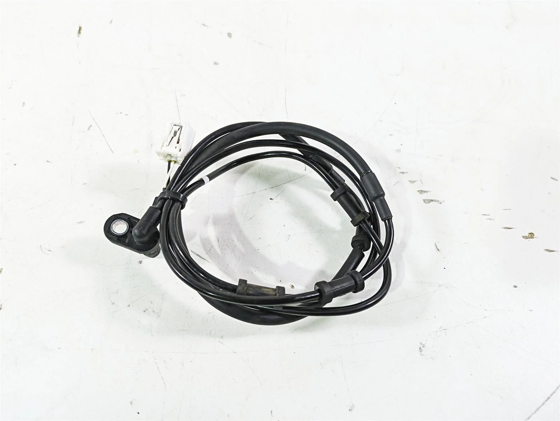 2021 Yamaha Tenere 700 XTZ7 Front Abs Brake Wheel Speed Sensor BW3-85970-02-00 - Image 3