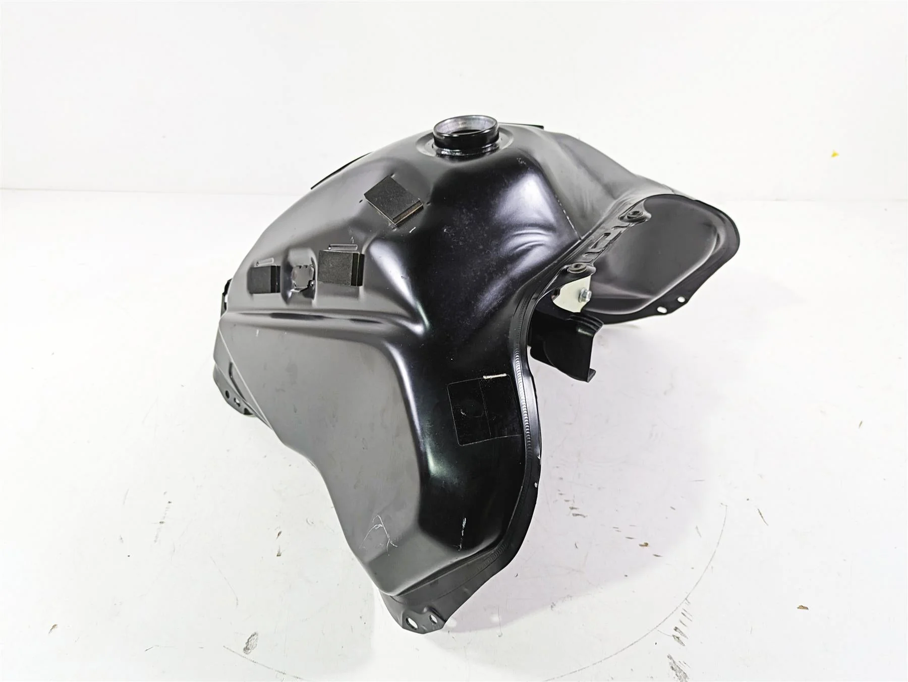 2021 Yamaha Tenere 700 XTZ7 Fuel Gas Petrol Tank BW3-24110-01-P1 BW3-24110-02-P1 - Image 12