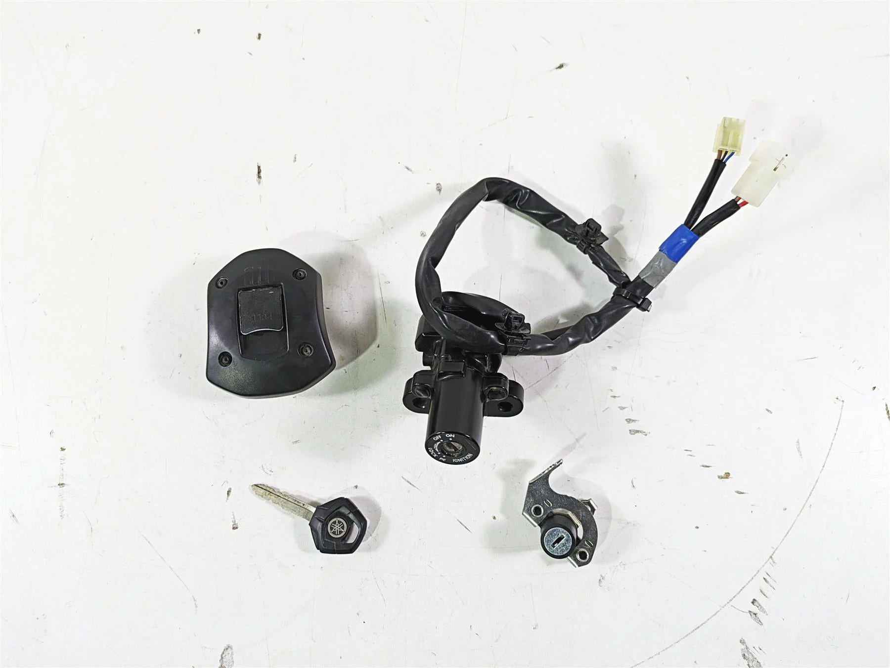 2021 Yamaha Tenere 700 XTZ7 Ignition Switch Key Lock Set BAU-82501-00-00 - Image 2