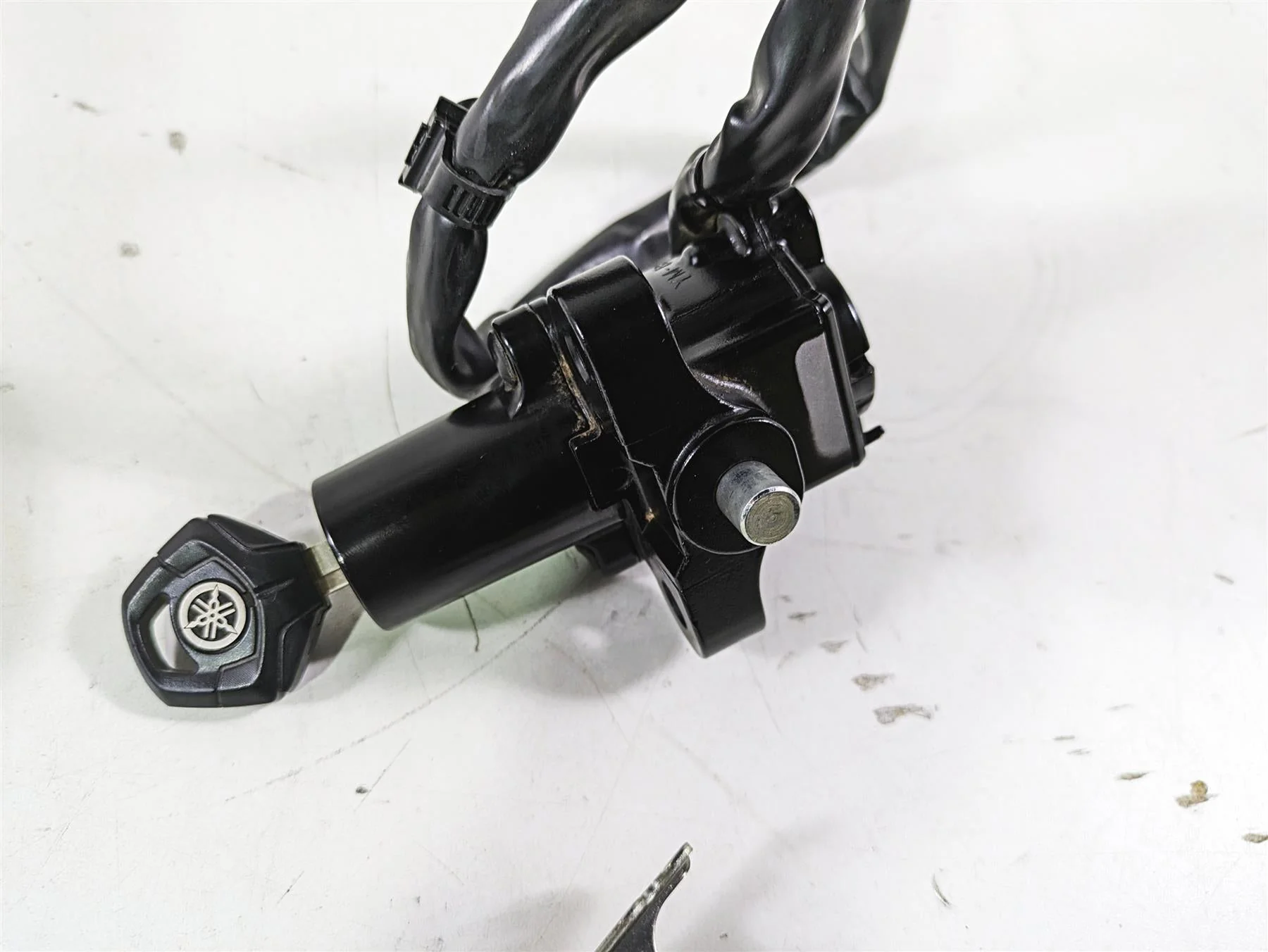 2021 Yamaha Tenere 700 XTZ7 Ignition Switch Key Lock Set BAU-82501-00-00 - Image 9