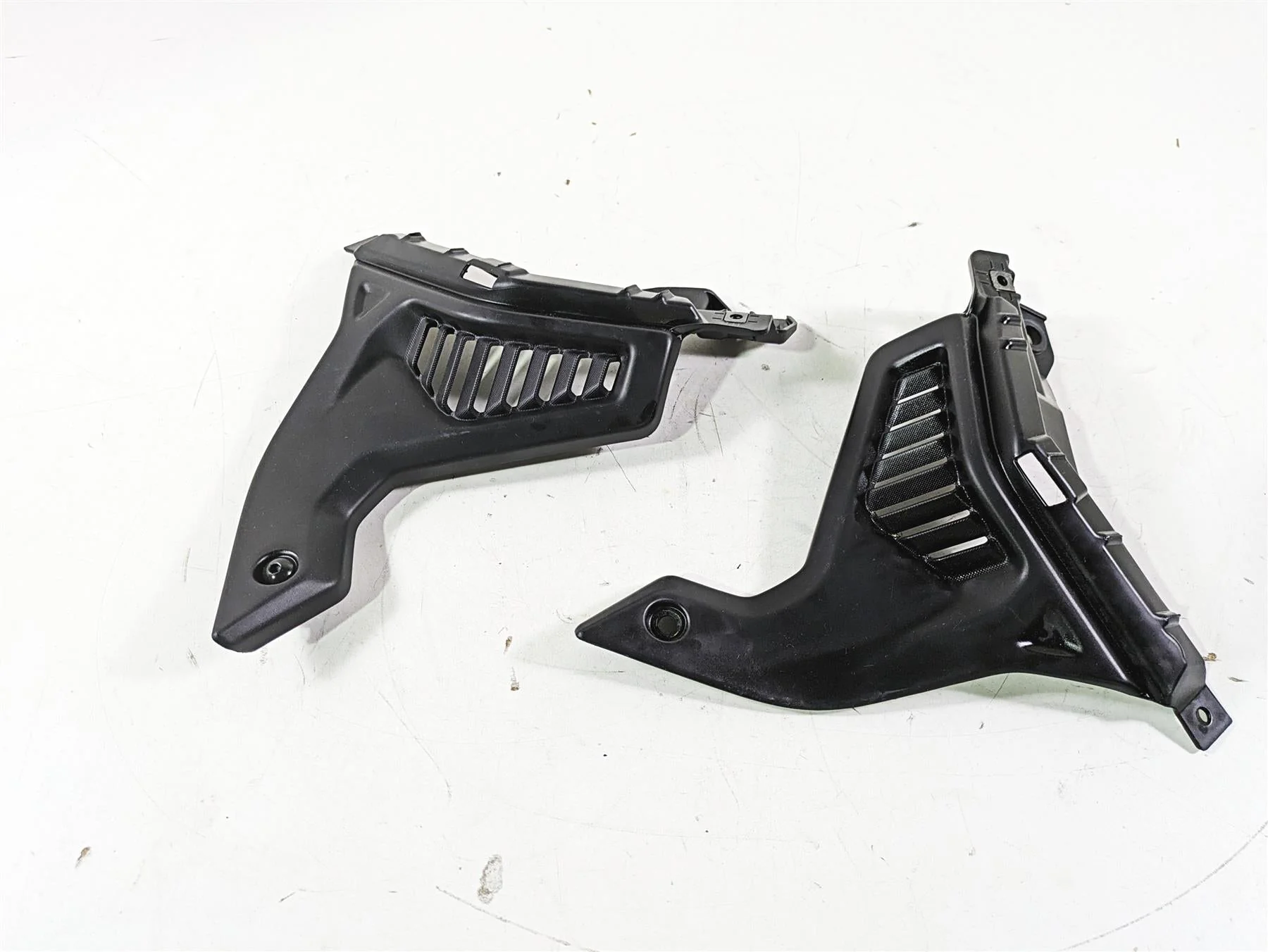 2021 Yamaha Tenere 700 XTZ7 Left Right Infill Duct Fairing Cover BW3-F8239-00-00 - Image 12