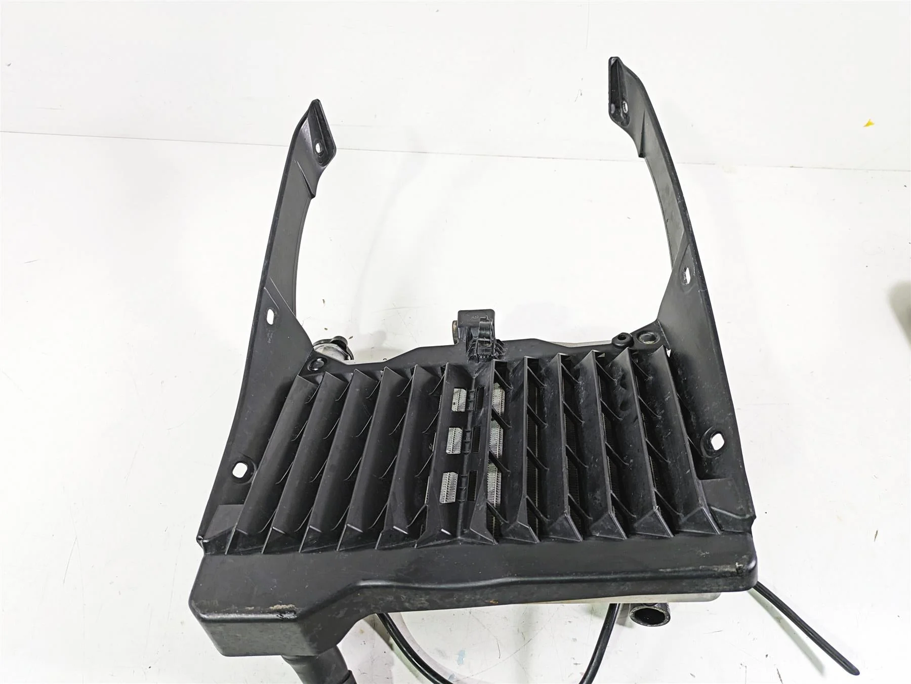 2021 Yamaha Tenere 700 XTZ7 Radiator Fan Reservoir Hoses Covers BW3-12461-00-00 - Image 2