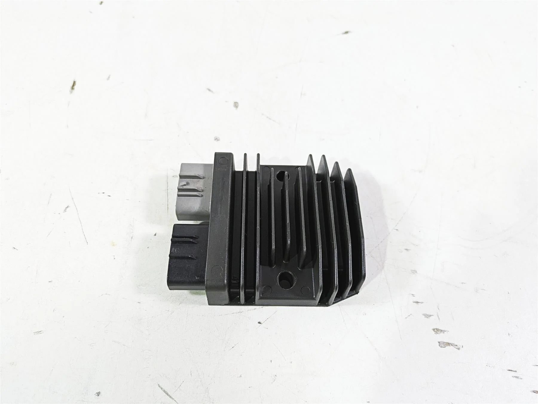 2021 Yamaha Tenere 700 XTZ7 Rectifier Voltage Regulator 1D7-81960-10-00 FH027AA - Image 3