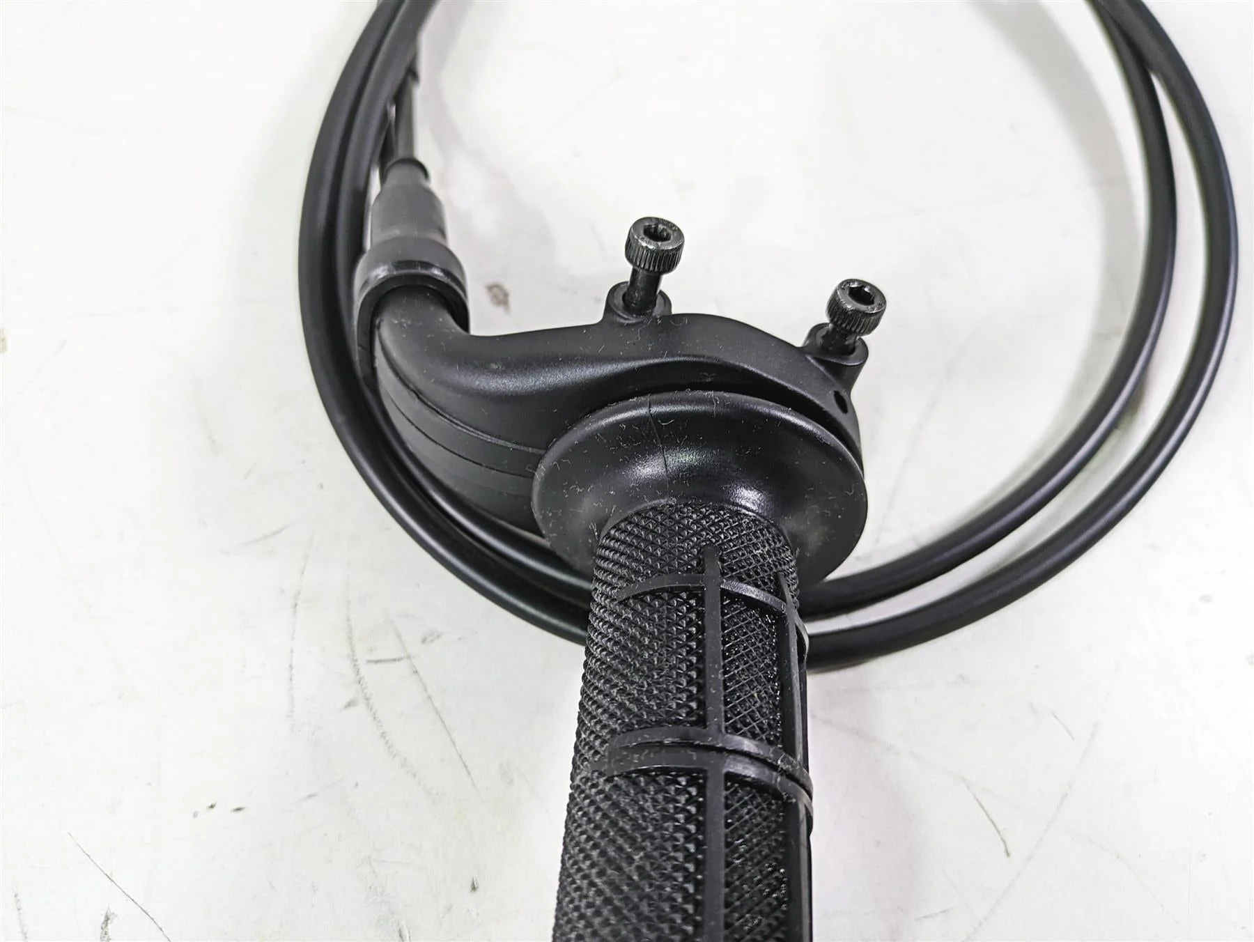 2021 Yamaha Tenere 700 XTZ7 Throttle Grip & Cable Set BEH-F6240-00-00 - Image 9