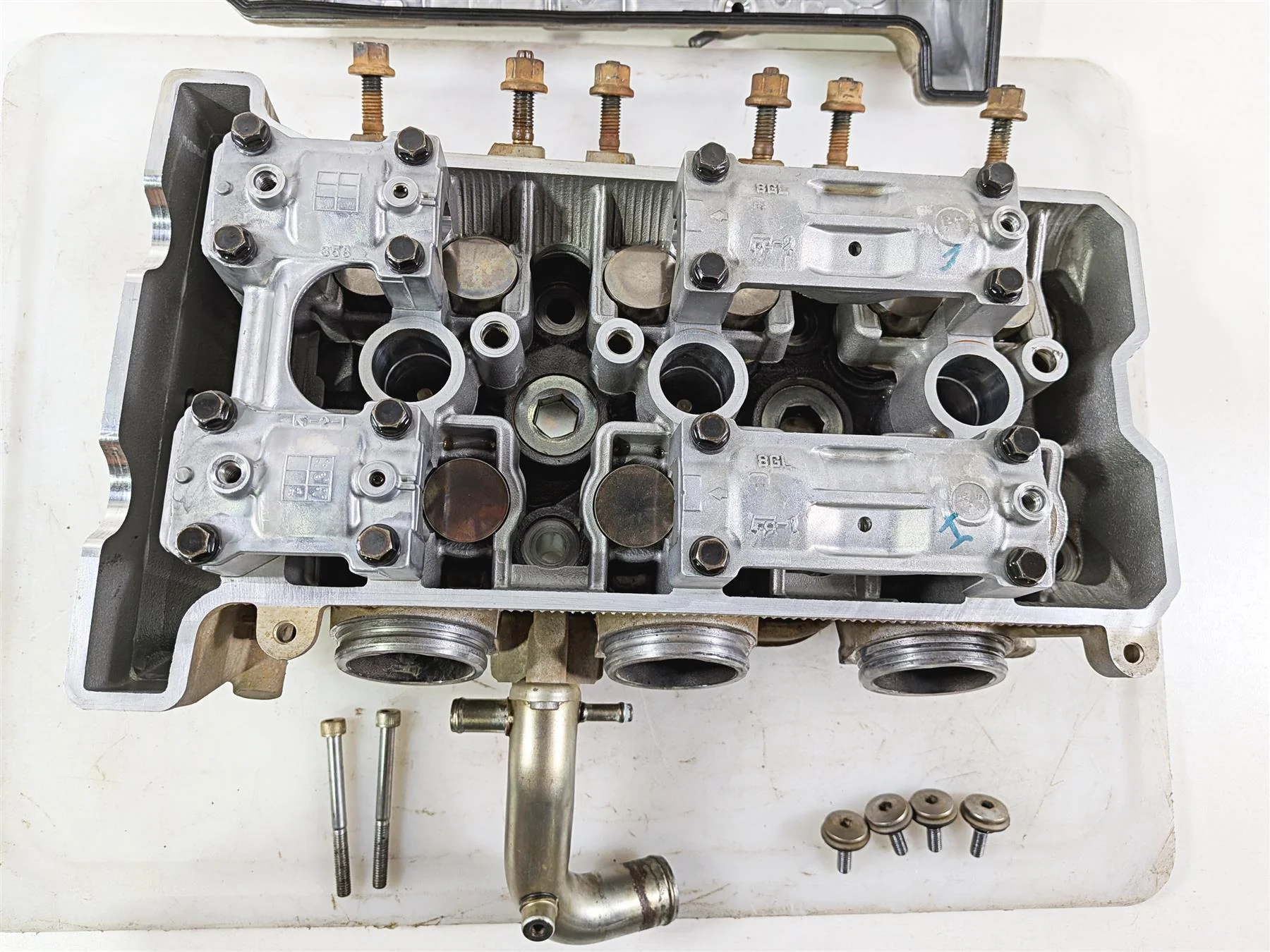 2021 Yamaha YXZ1000R EPS SS SE Cylinder Head & Valve Cover - Read 2HC-11101-09 - Image 5