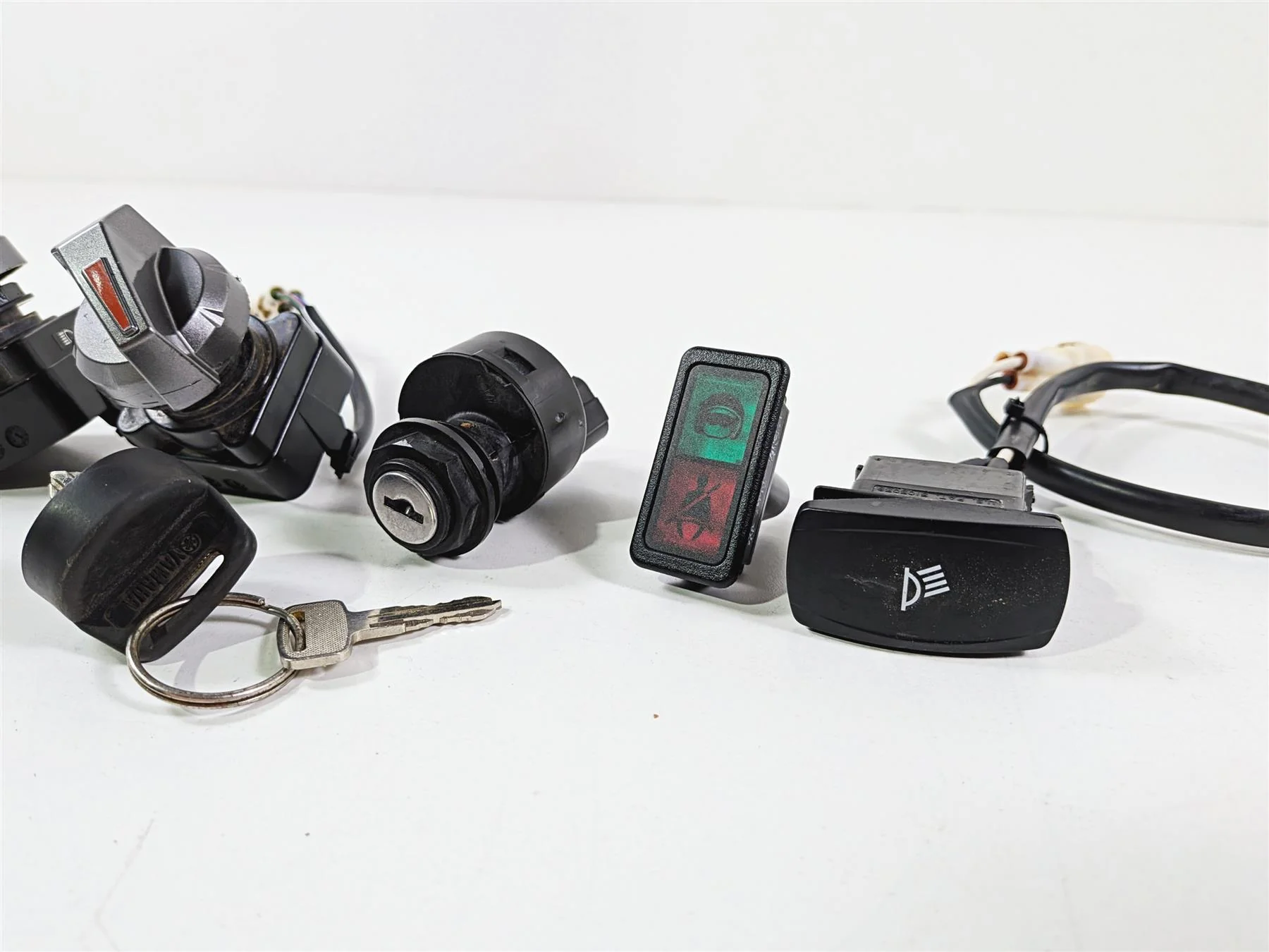 2021 Yamaha YXZ1000R EPS SS SE Ignition Light Awd Switch Key Set 5UG-H2510-00-00 - Image 6