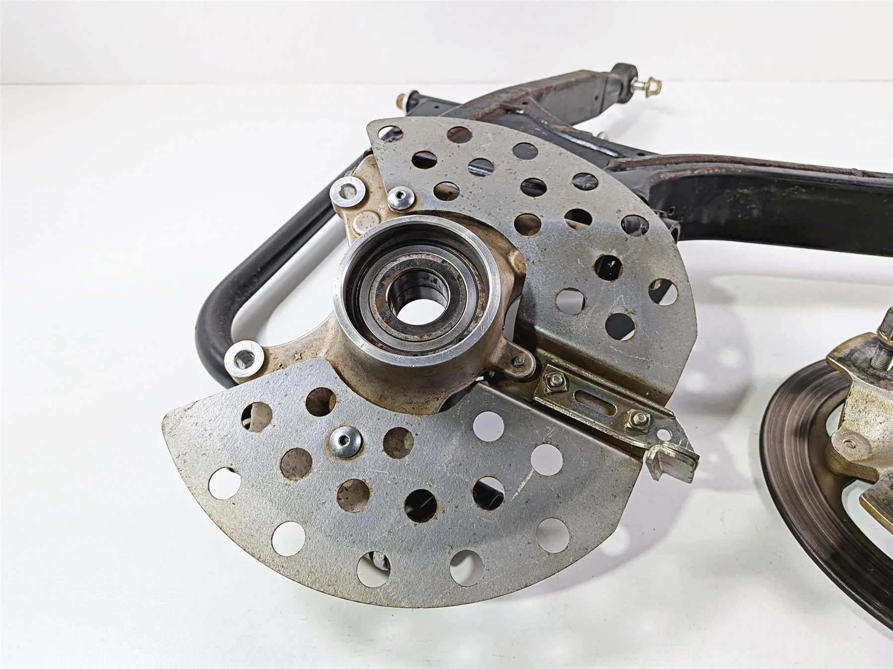 2021 Yamaha YXZ1000R EPS SS SE Left Rear Trailing Arm Hub Set 2HC-F2106-50-00 - Image 5