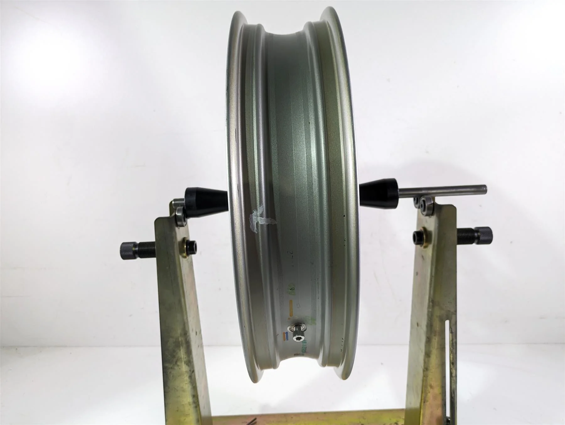2022 BMW R1250 RT K052 Bent 17x3.5 Front Wheel Rim 36318538086 - Image 3