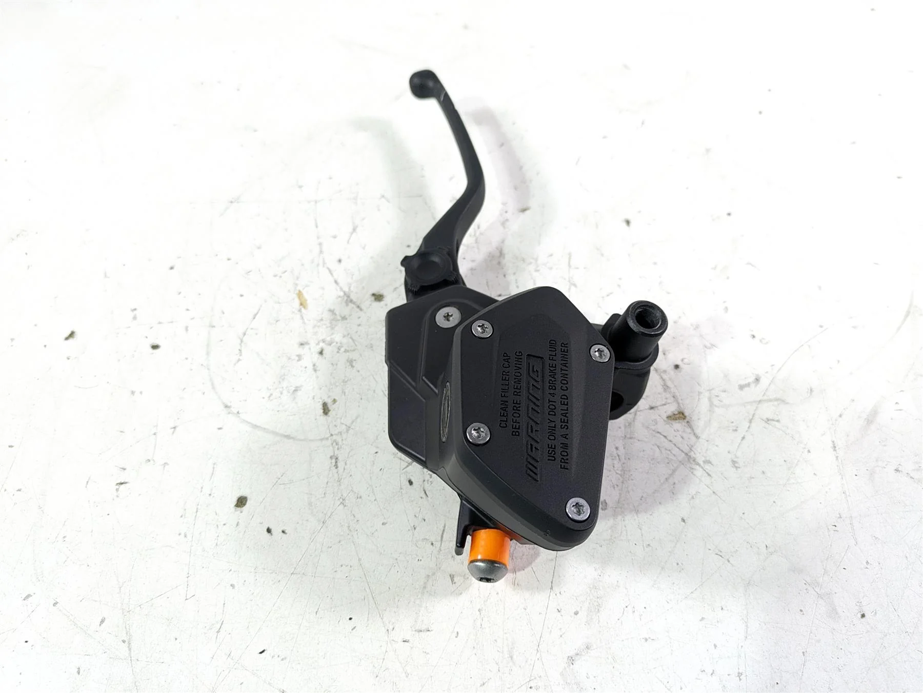 2022 BMW R1250 RT K052 Front Brake Master Cylinder 32728559604 - Image 4