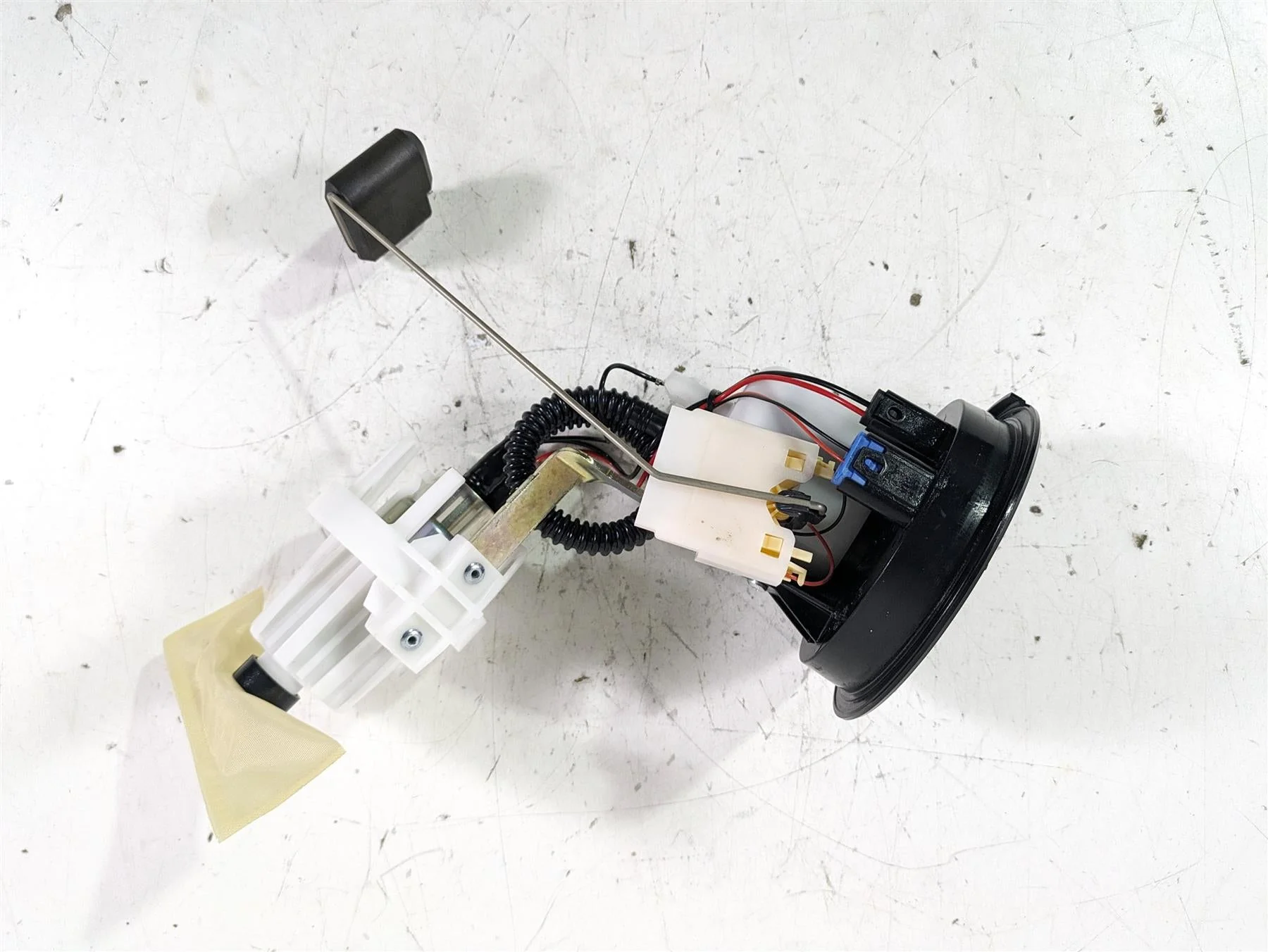 2022 BMW R1250 RT K052 Fuel Gas Petrol Pump & Sender 16148393577 - Image 2