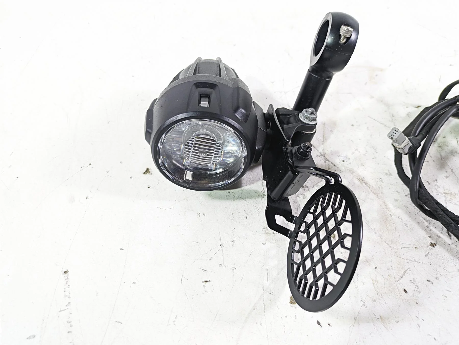 2022 BMW R1250 RT K052 Led Front Fog Spot Light Lamp Set -READ 63179457322 - Image 2