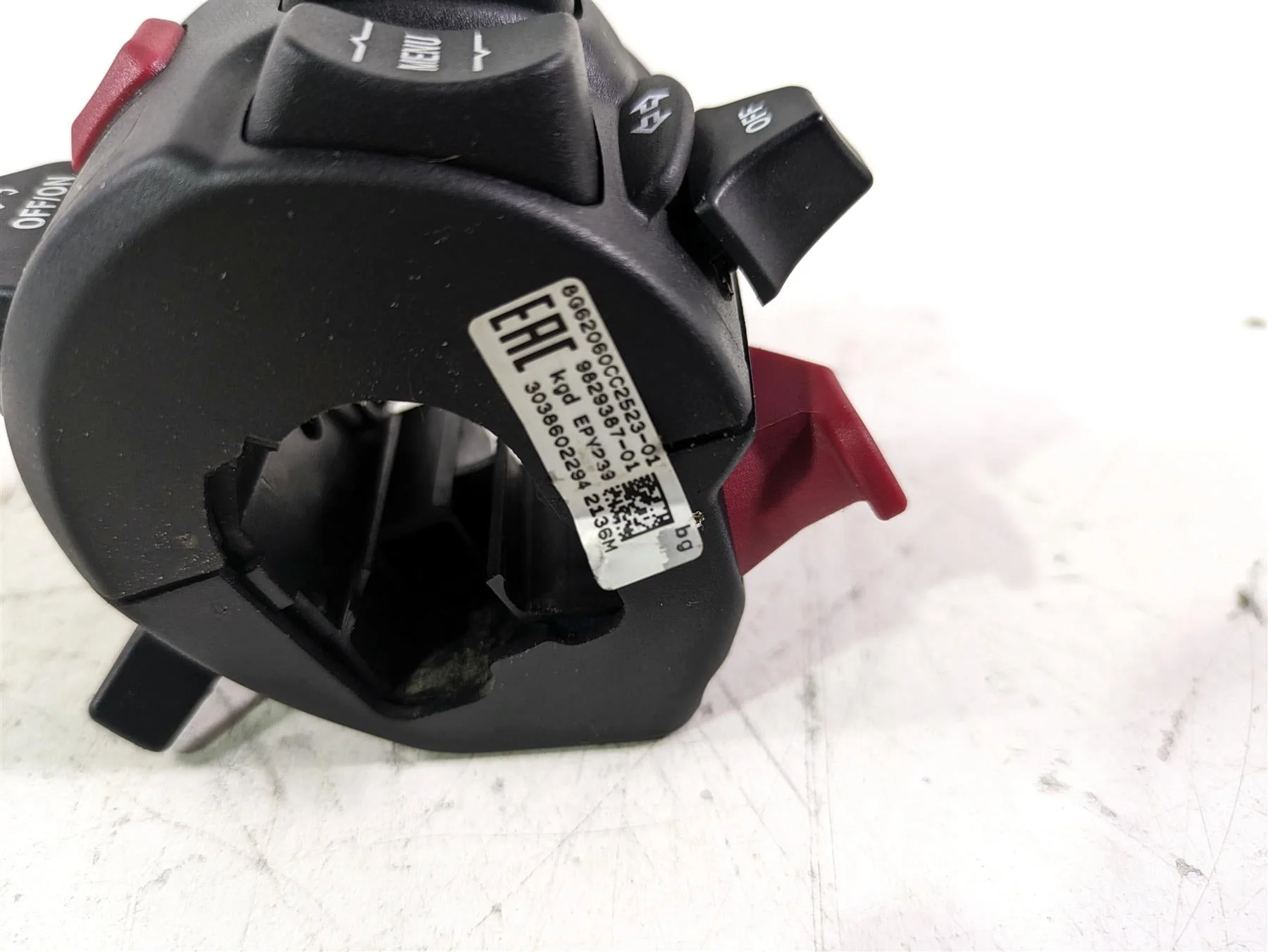 2022 BMW R1250 RT K052 Left Hand Screen Blinker Control Switch 61319829387 - Image 5
