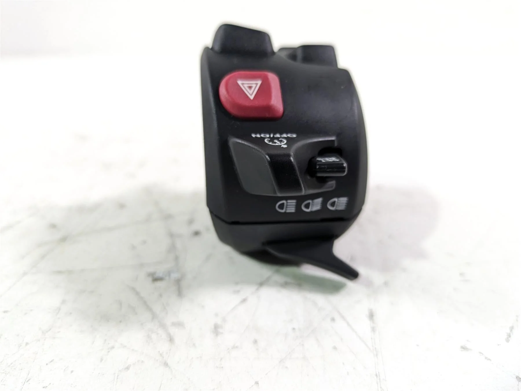 2022 BMW R1250 RT K052 Left Hand Screen Blinker Control Switch 61319829387 - Image 8