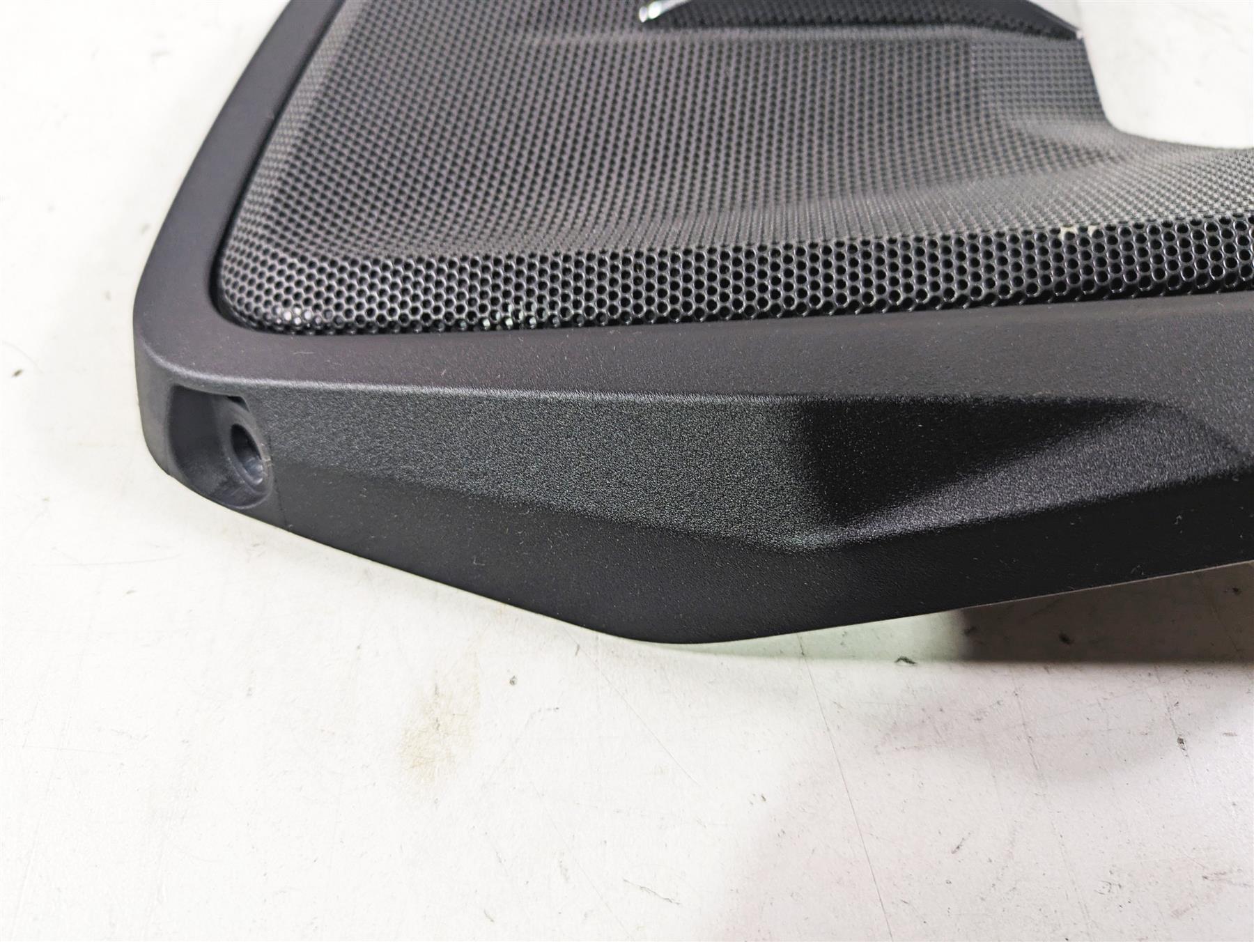 2022 BMW R1250 RT K052 Left Side Speaker Cover Fairing 0018945 - Image 7