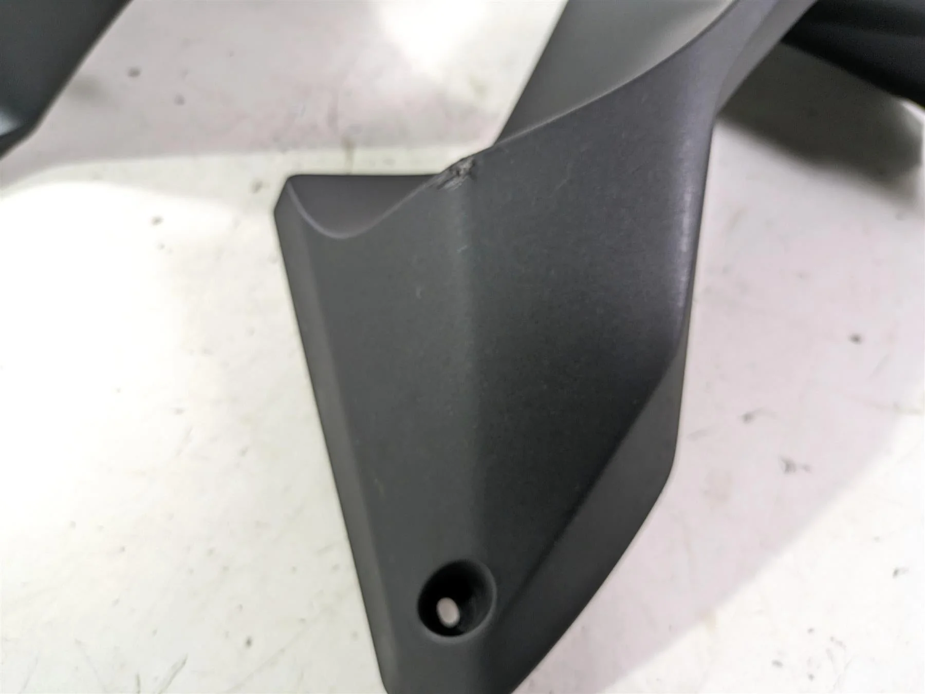 2022 BMW R1250 RT K052 Lower Rear Engine Cover Fairing Set 46639443405 - Image 10