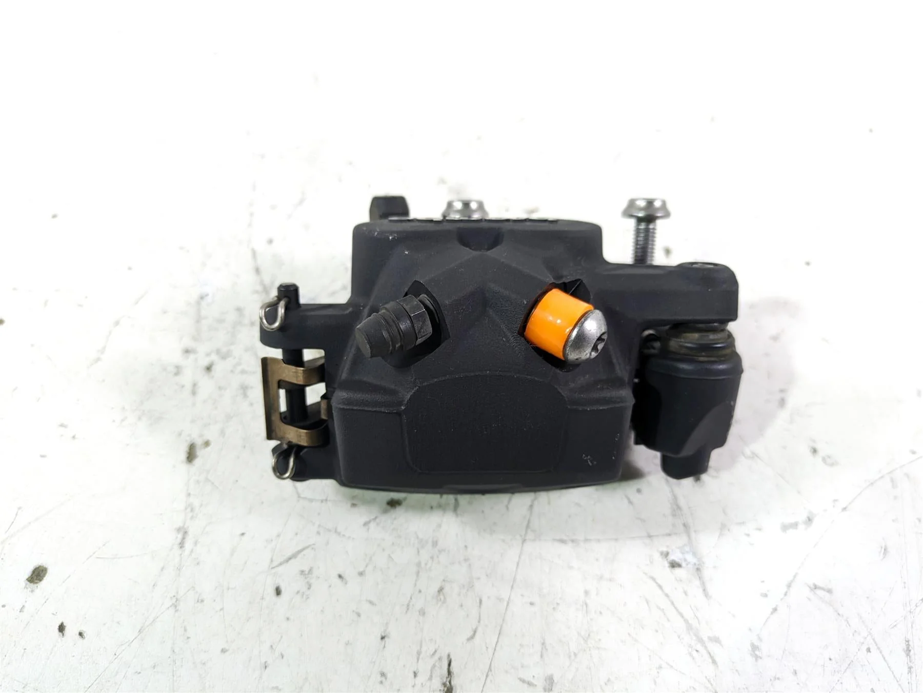 2022 BMW R1250 RT K052 Rear Brembo Brake Caliper + Bracket 34218535160 - Image 4